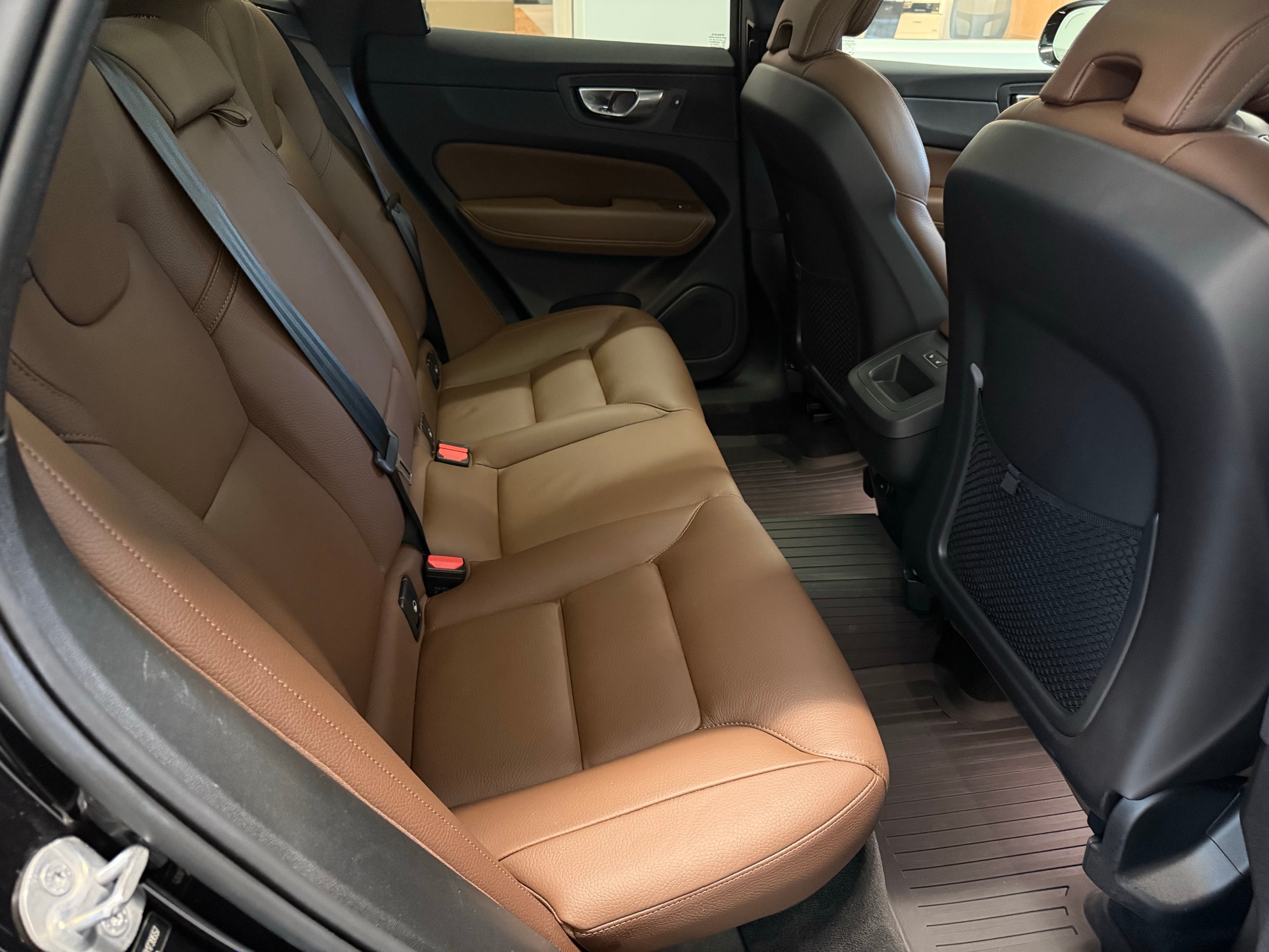 used 2024 Volvo XC60 car, priced at $38,900