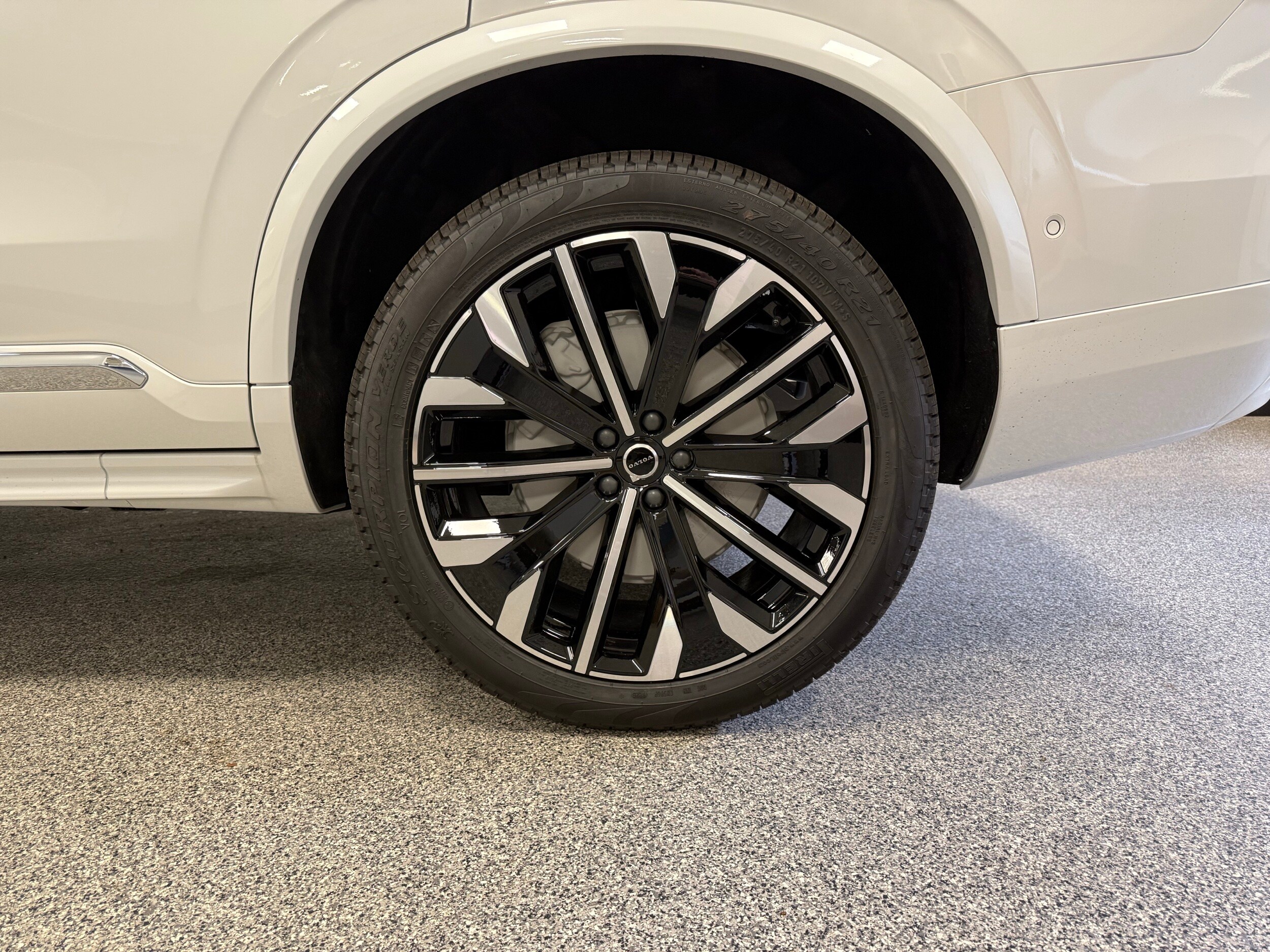 new 2026 Volvo XC90 car, priced at $71,825