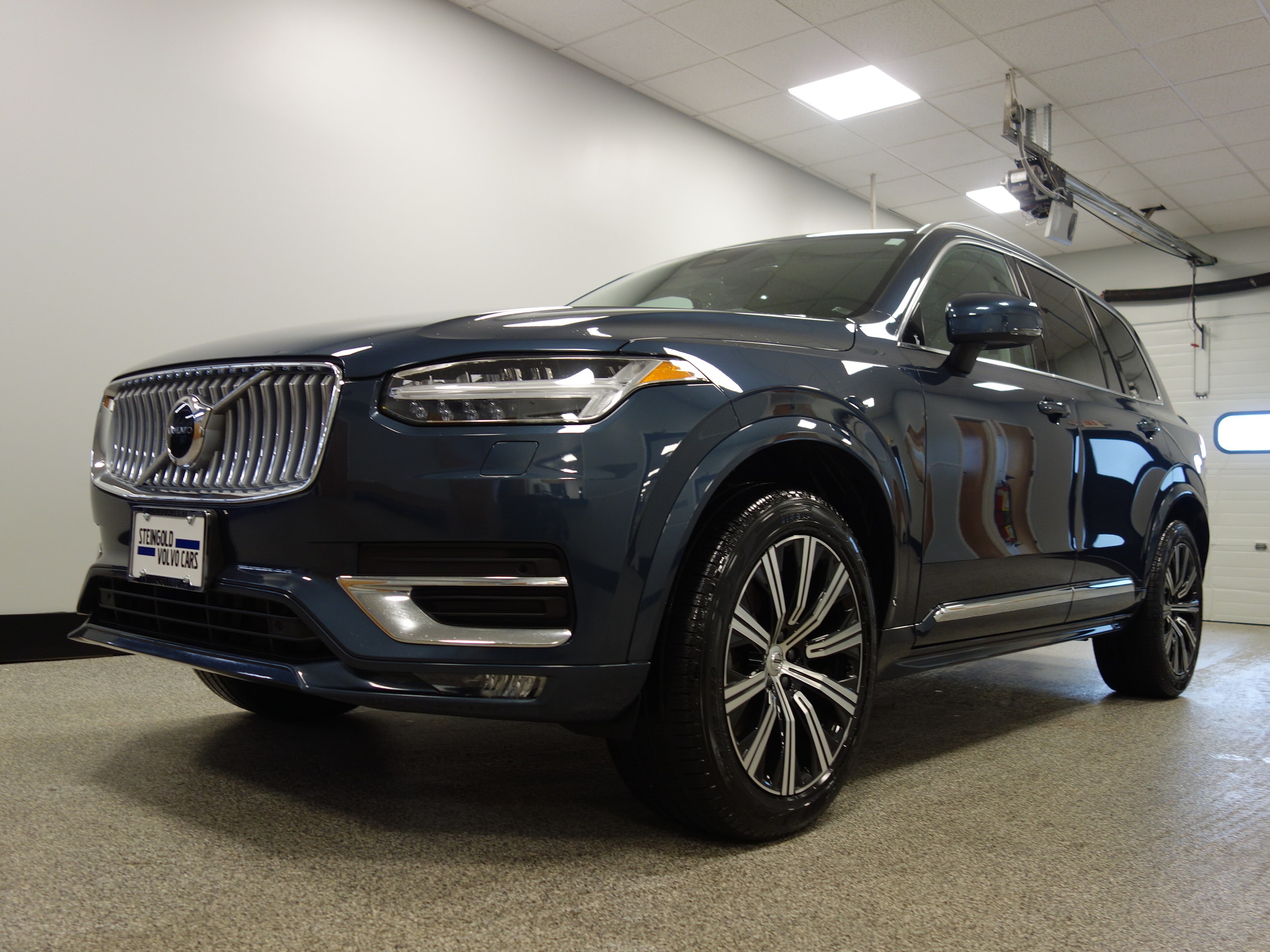 used 2024 Volvo XC90 car, priced at $42,500