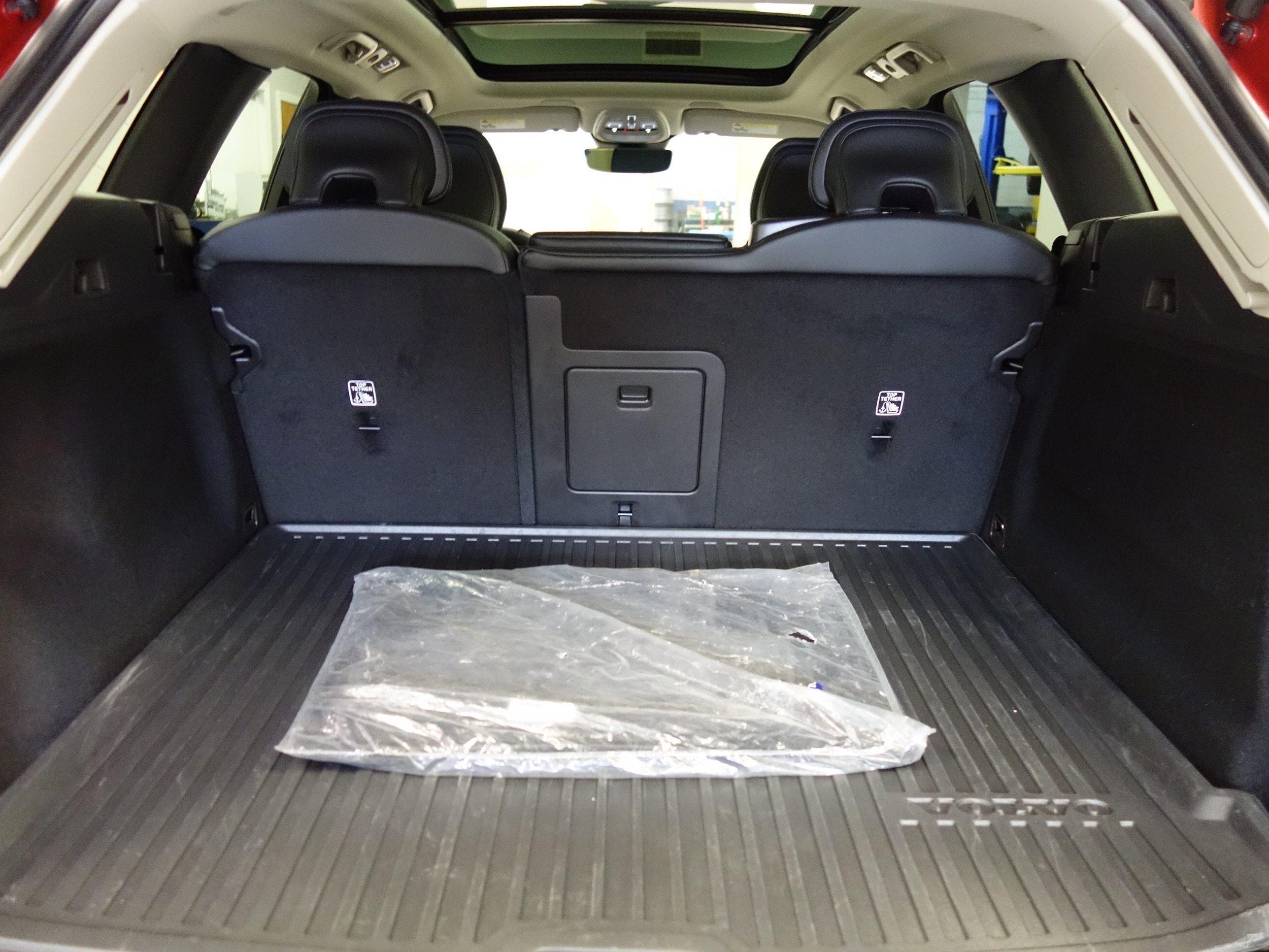 used 2023 Volvo XC60 car, priced at $42,500