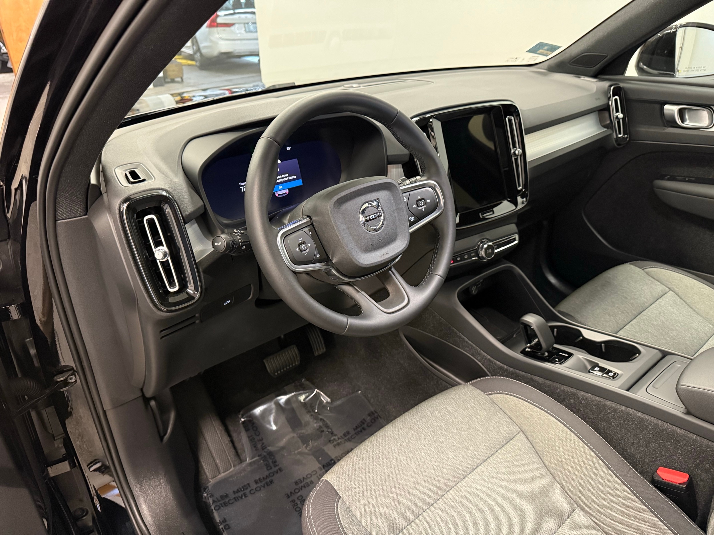 used 2025 Volvo XC40 car, priced at $39,500