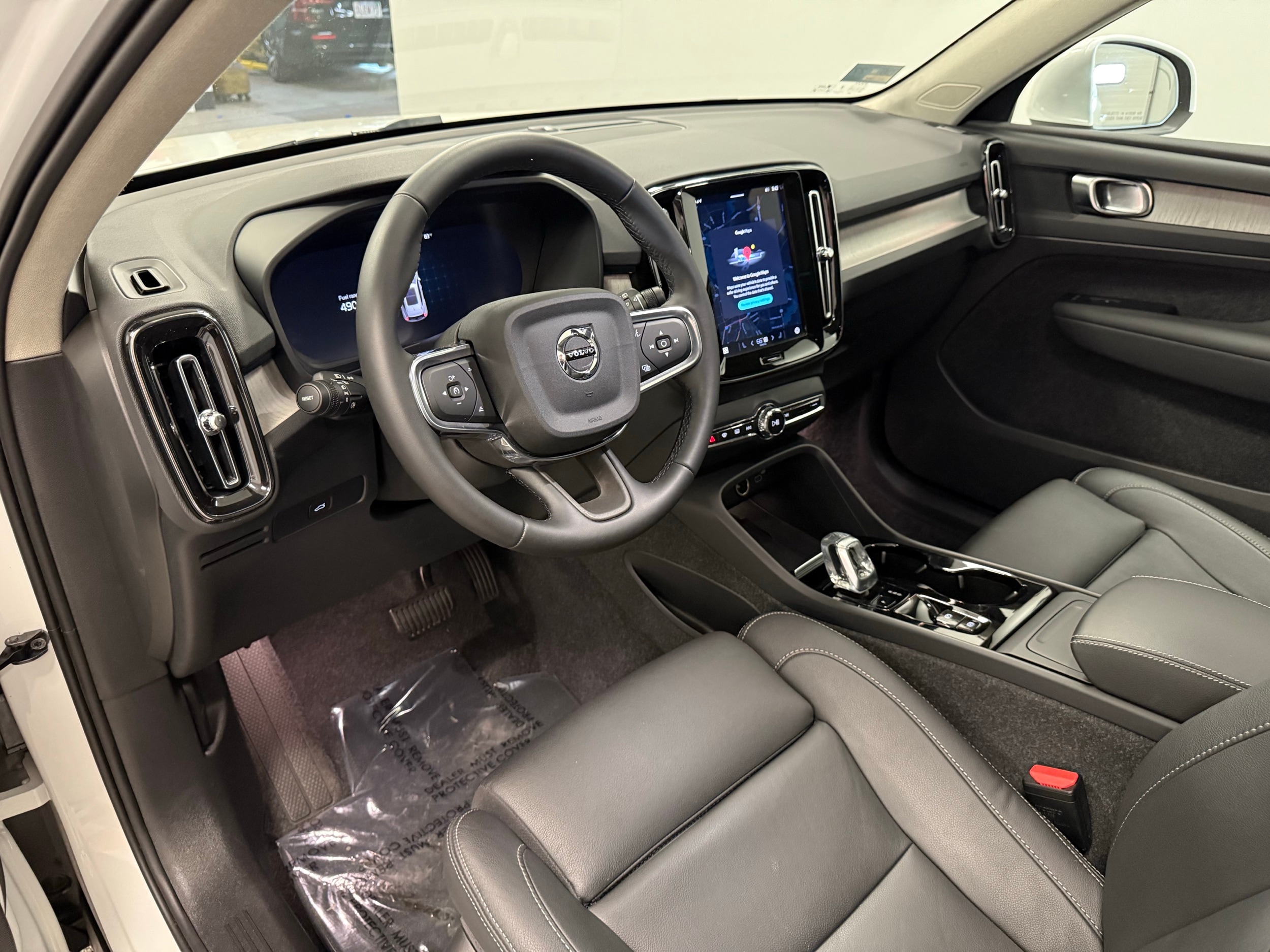 used 2025 Volvo XC40 car, priced at $42,500