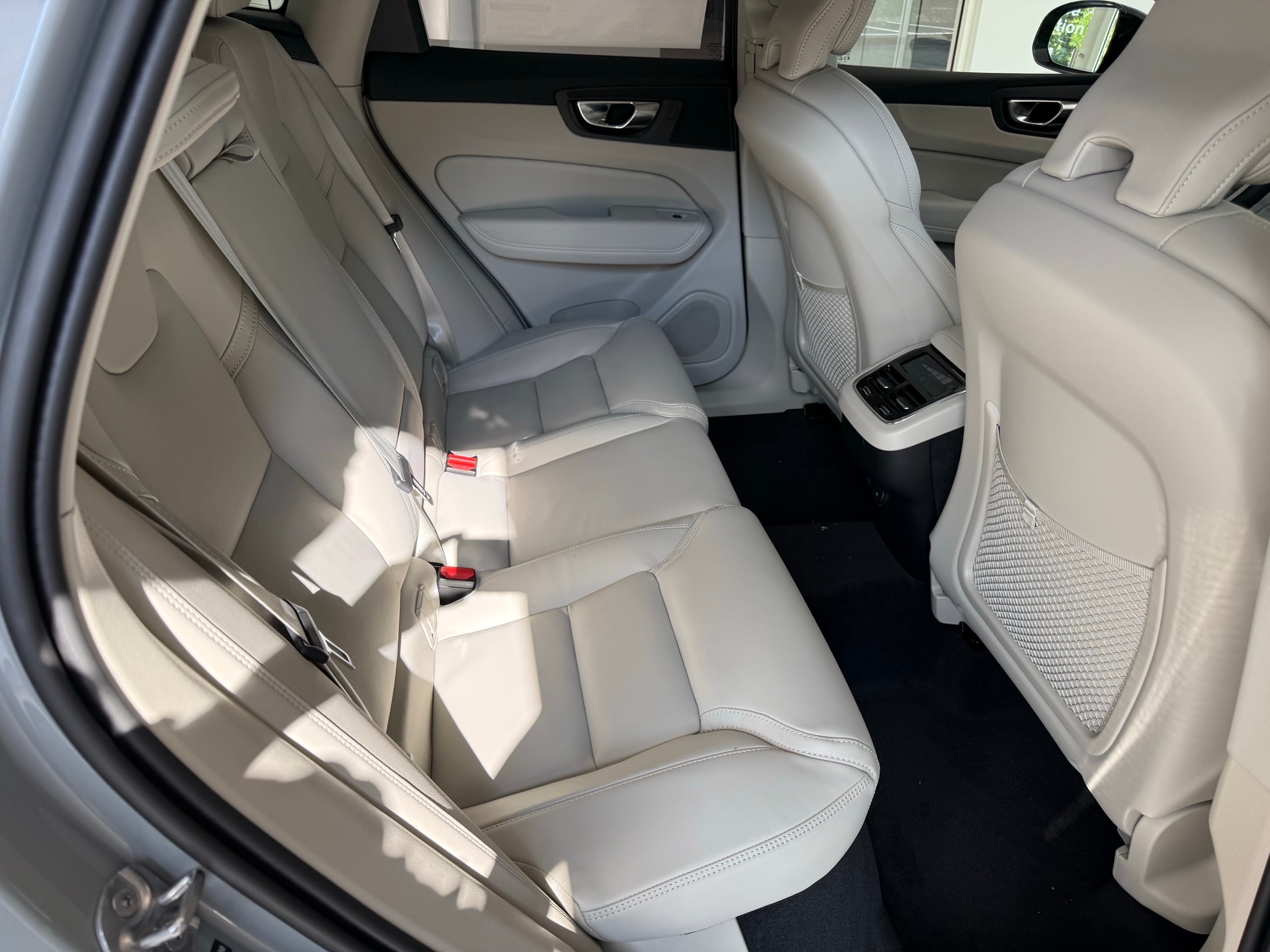 new 2026 Volvo XC60 car, priced at $63,935