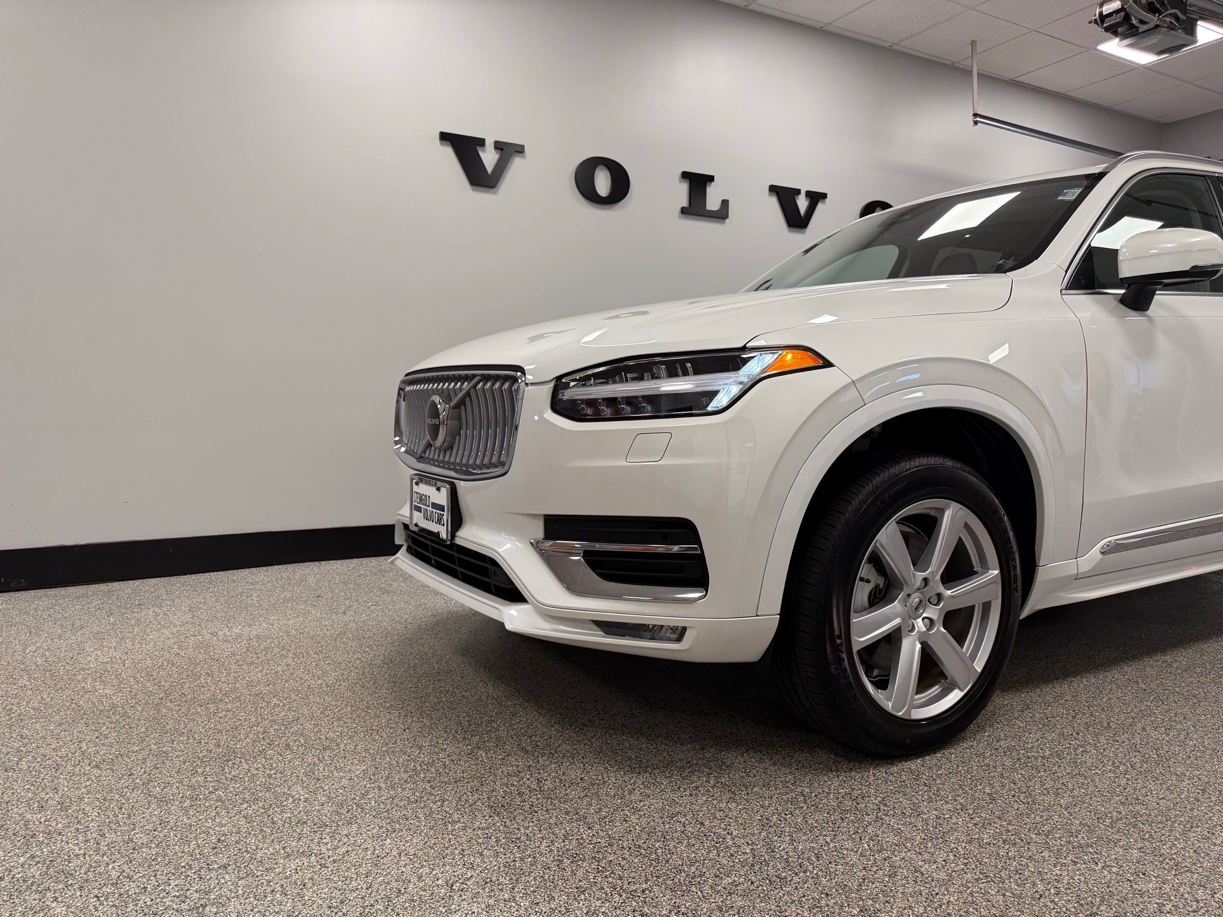 used 2024 Volvo XC90 car, priced at $51,500