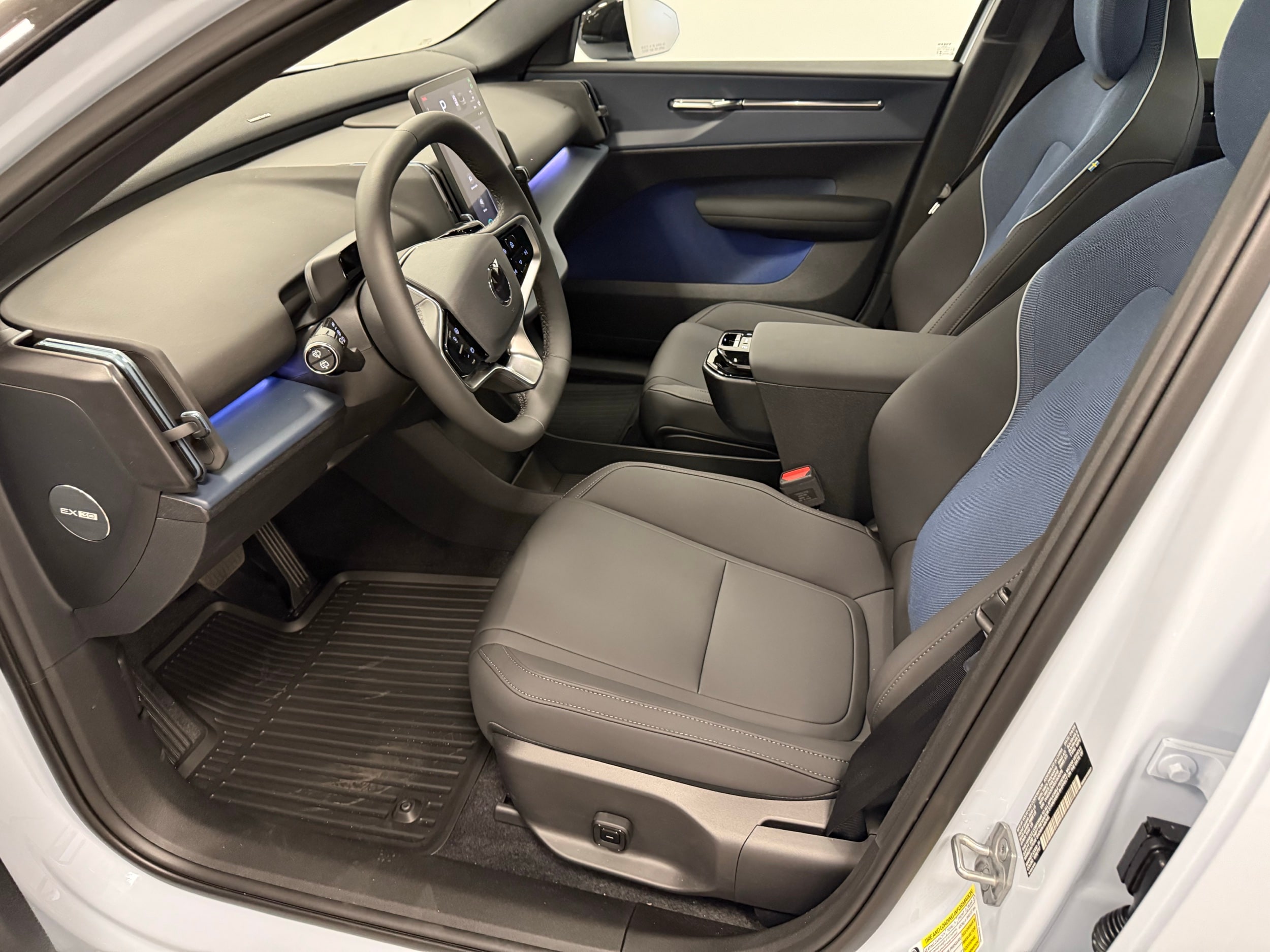 new 2025 Volvo EX30 car, priced at $47,625