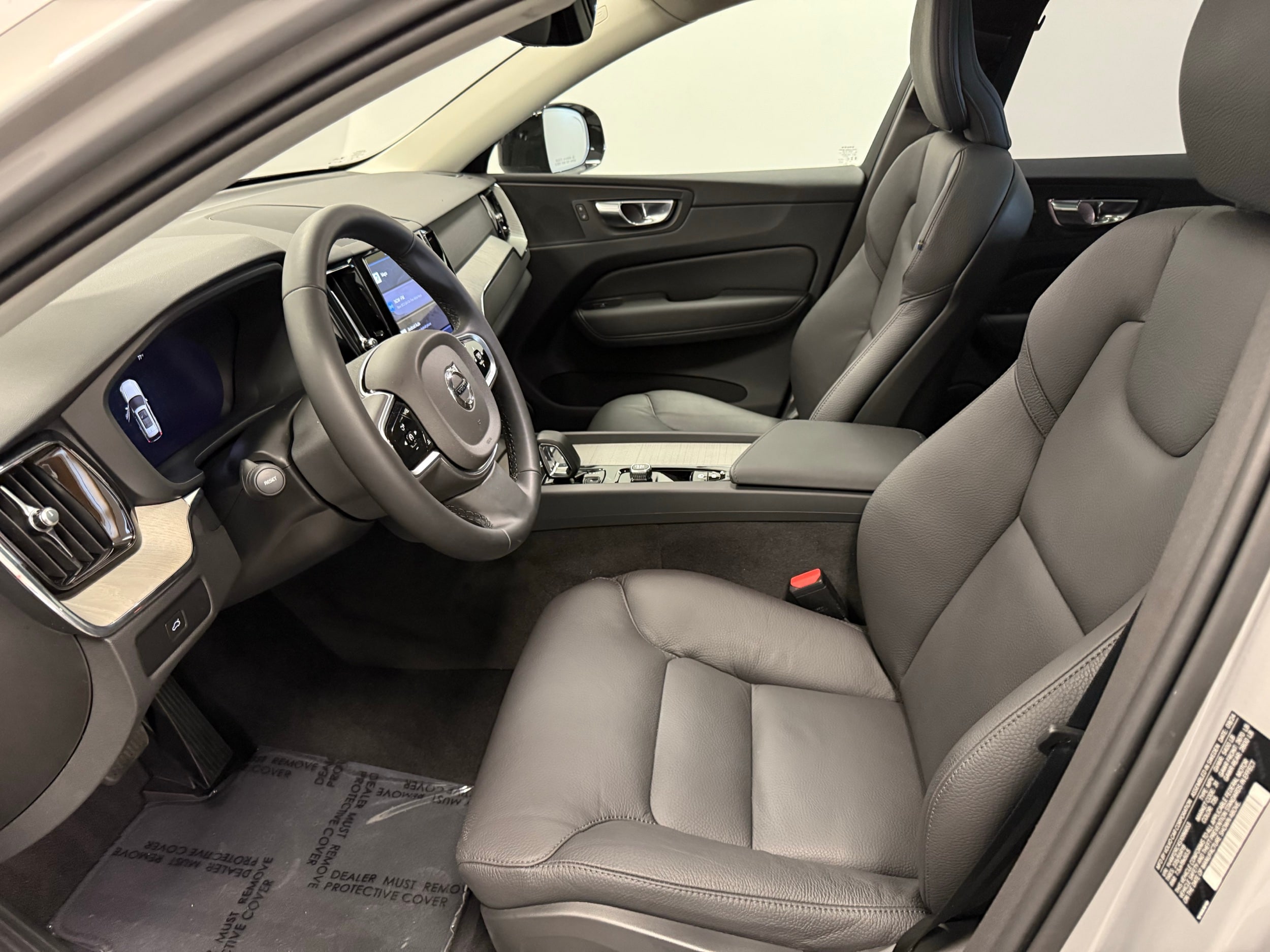 used 2025 Volvo XC60 car, priced at $46,600