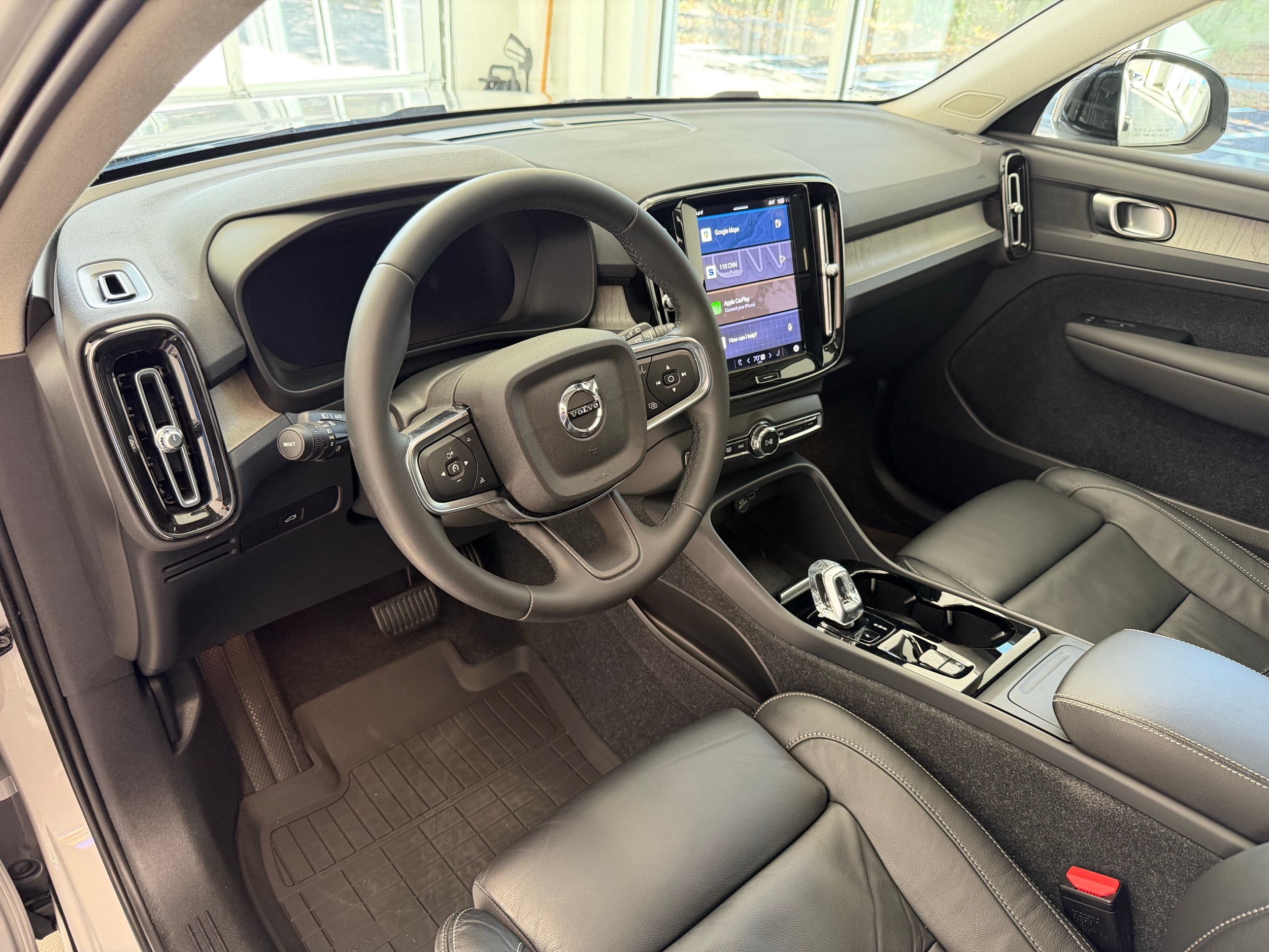 used 2023 Volvo XC40 car, priced at $30,500