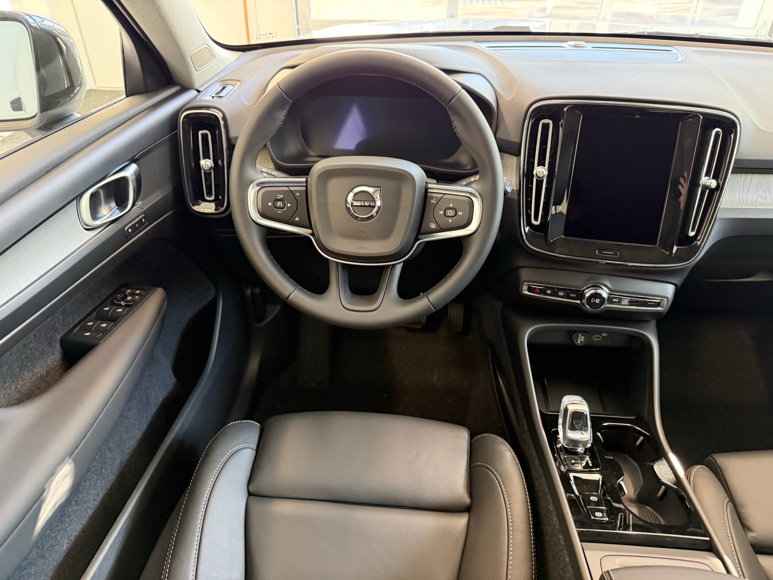 new 2026 Volvo XC40 car, priced at $50,150