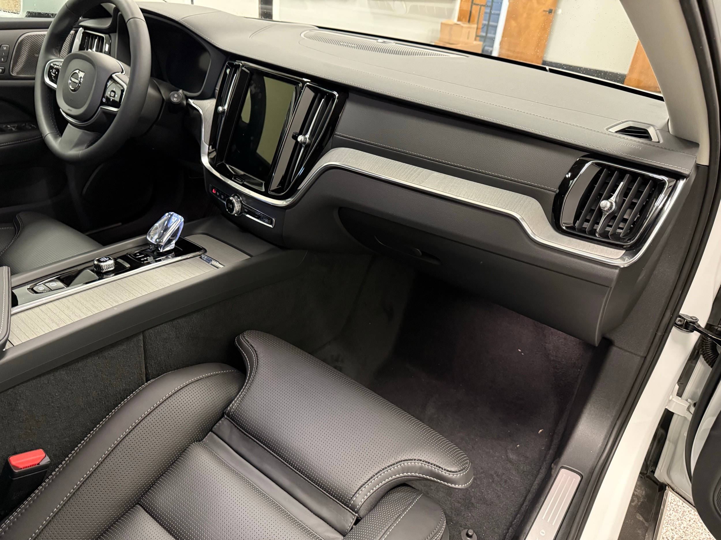 new 2025 Volvo V60 Cross Country car, priced at $58,135