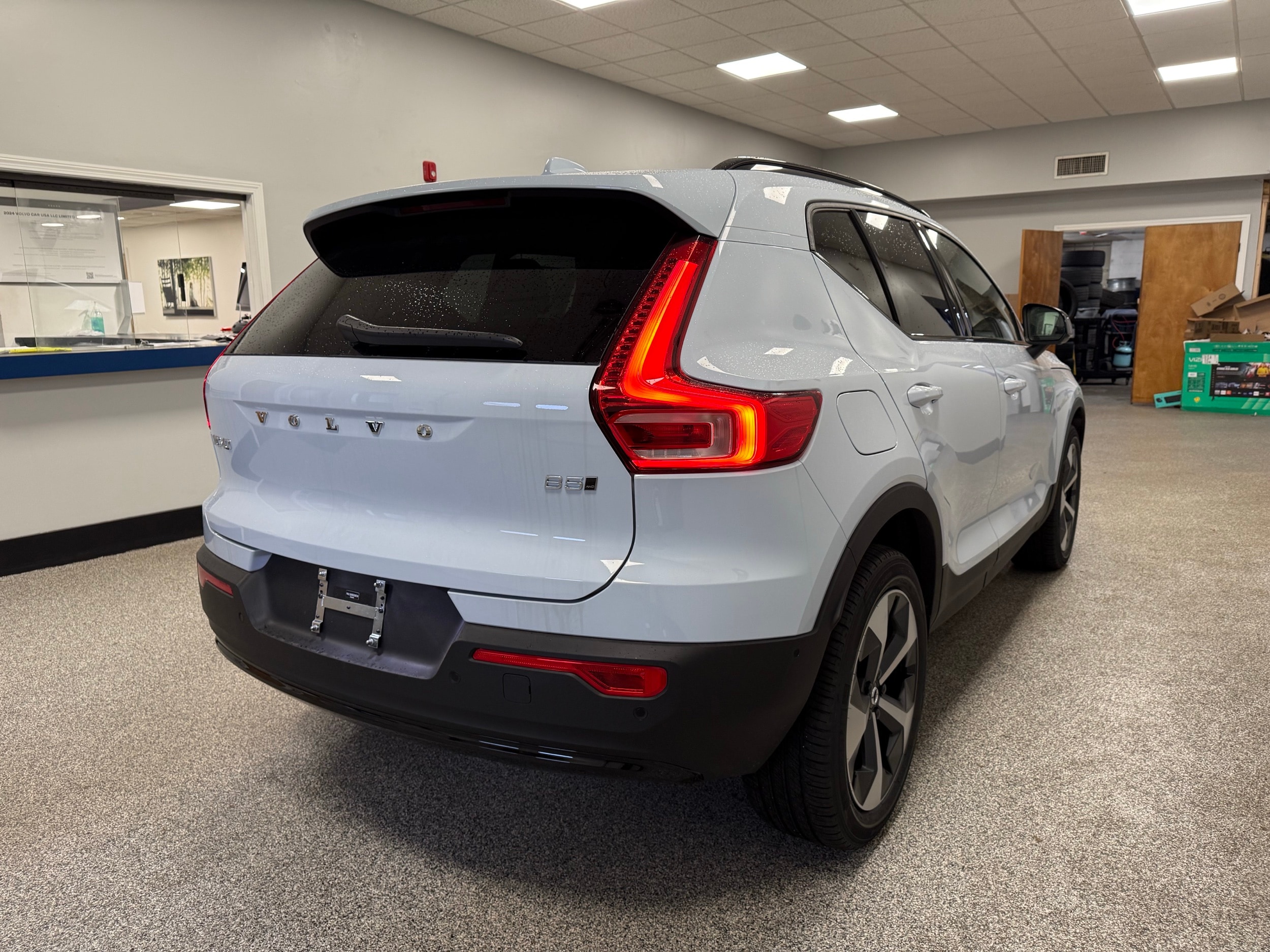 new 2025 Volvo XC40 car, priced at $48,335