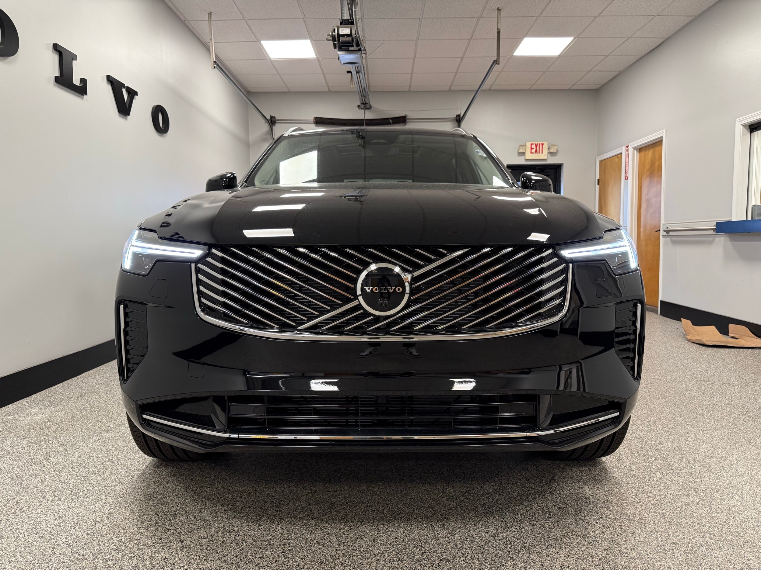 new 2026 Volvo XC90 car, priced at $71,825