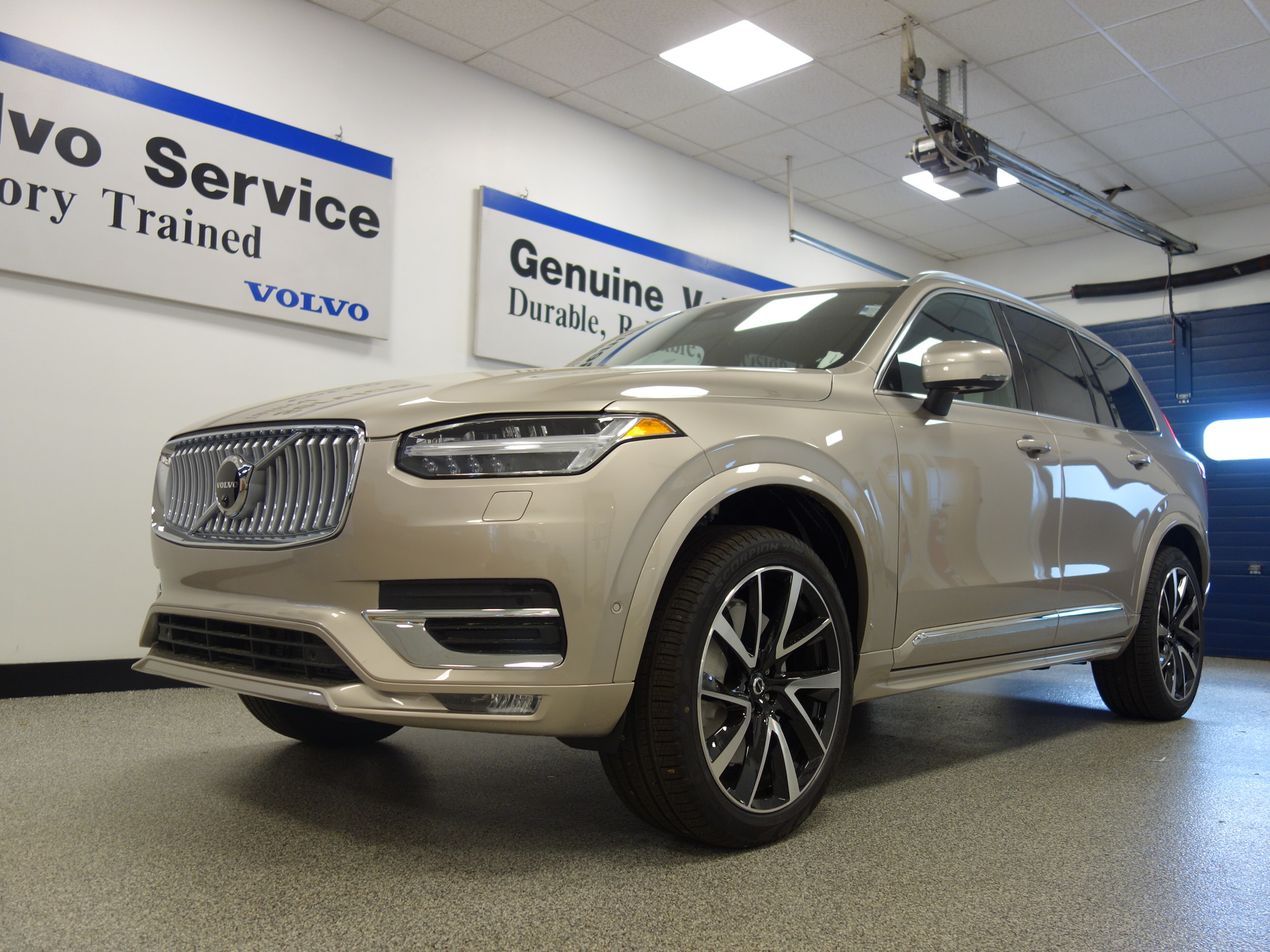 new 2024 Volvo XC90 car, priced at $72,655