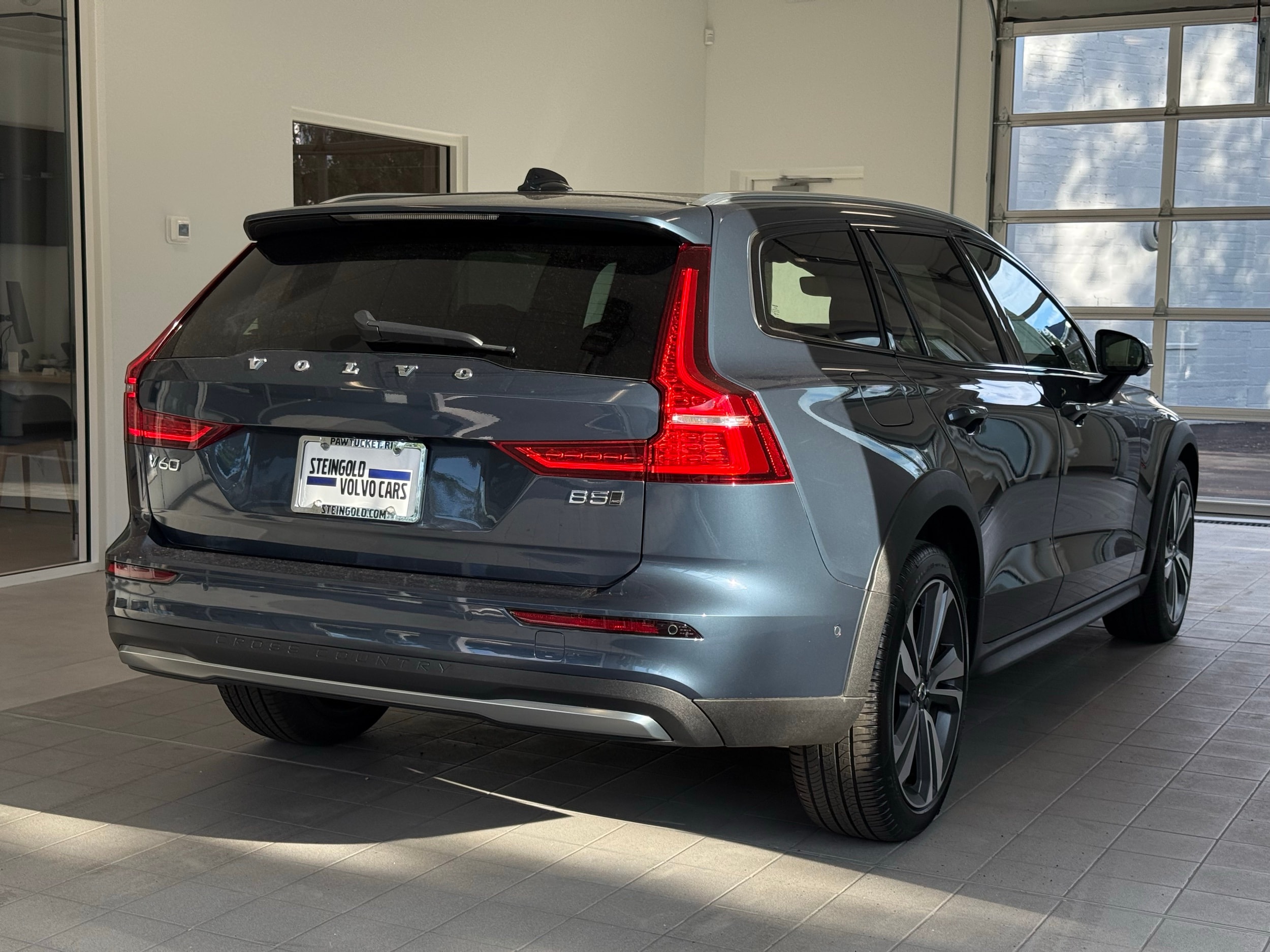 used 2024 Volvo V60 Cross Country car, priced at $49,500