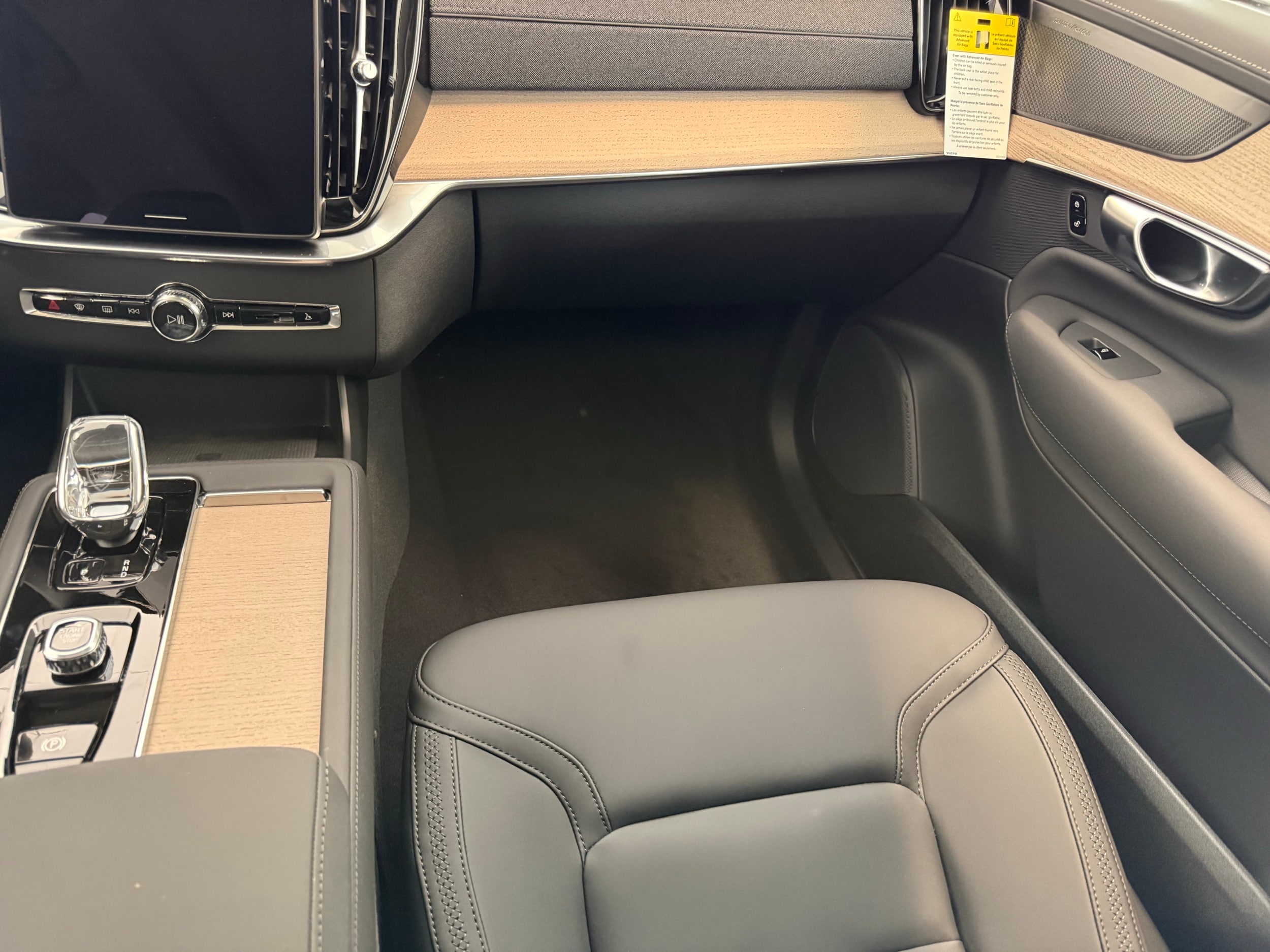 new 2026 Volvo XC90 car, priced at $71,825