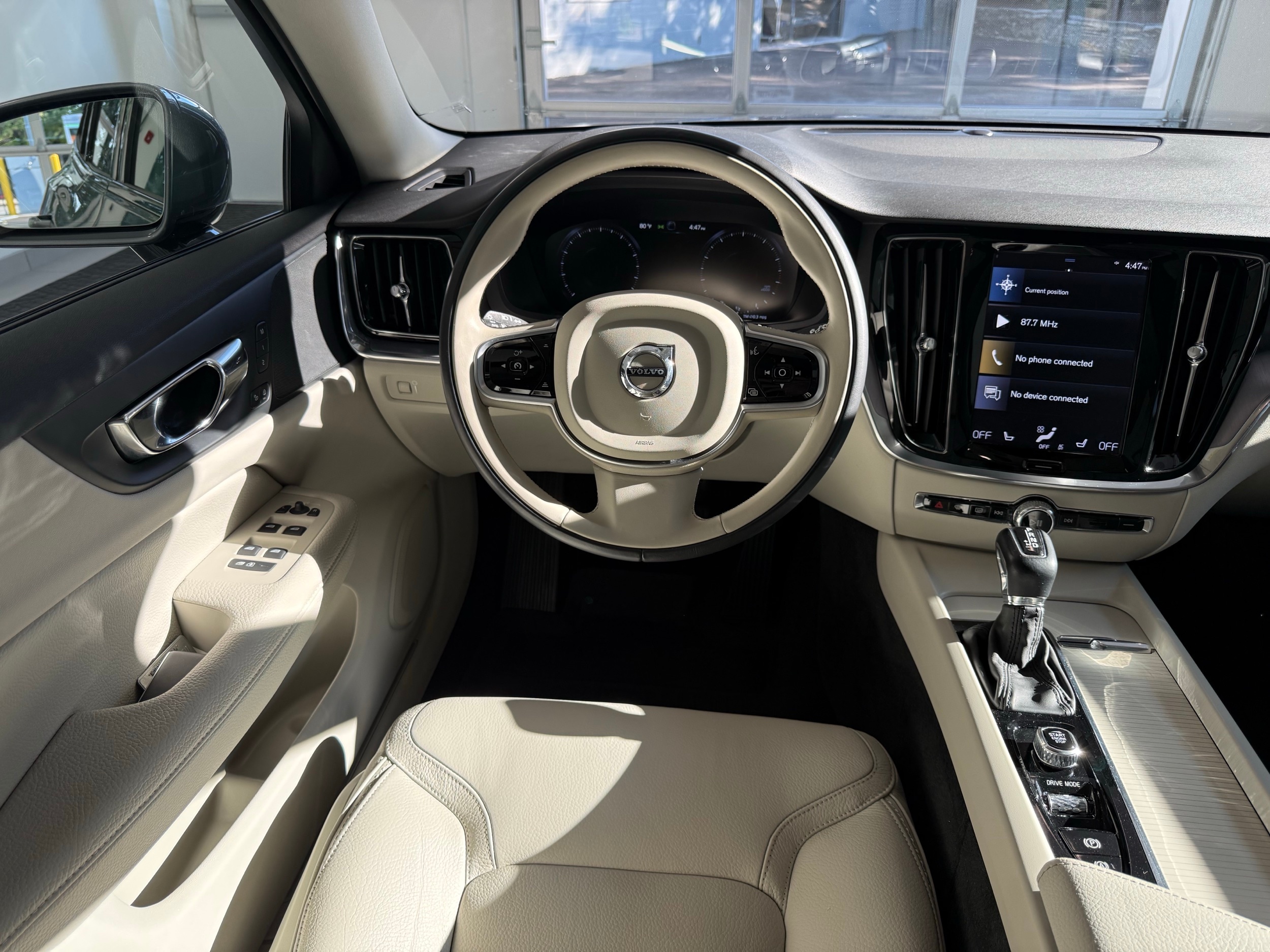 used 2020 Volvo V60 Cross Country car, priced at $31,500