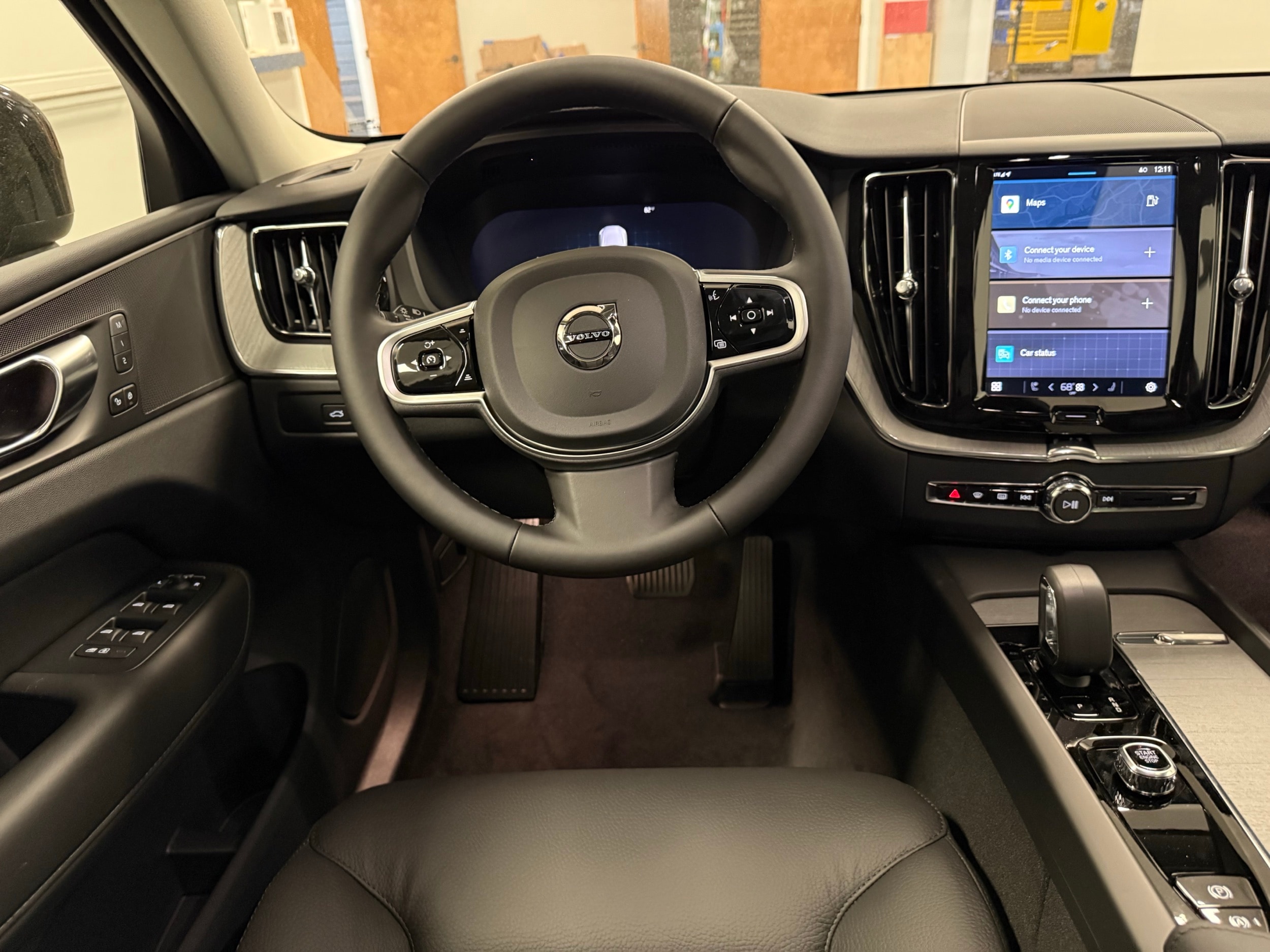 new 2025 Volvo XC60 car, priced at $55,360