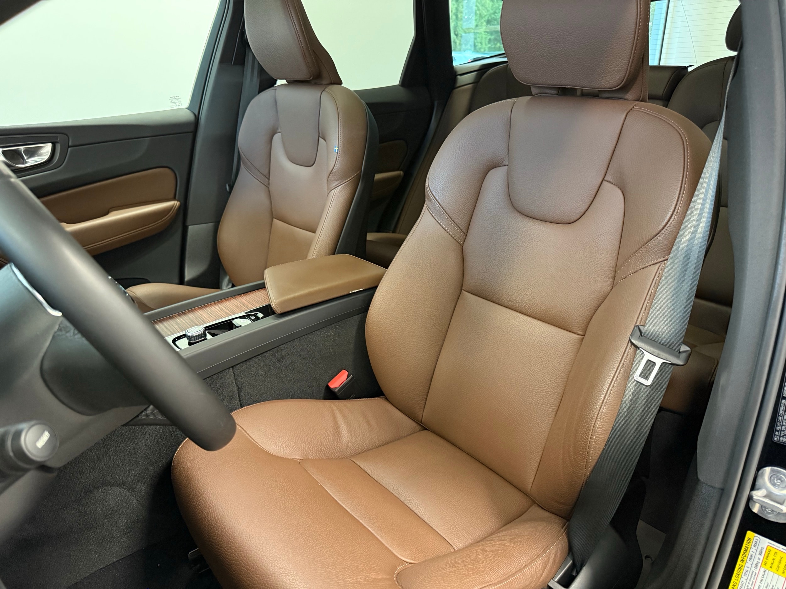 used 2024 Volvo XC60 car, priced at $38,900