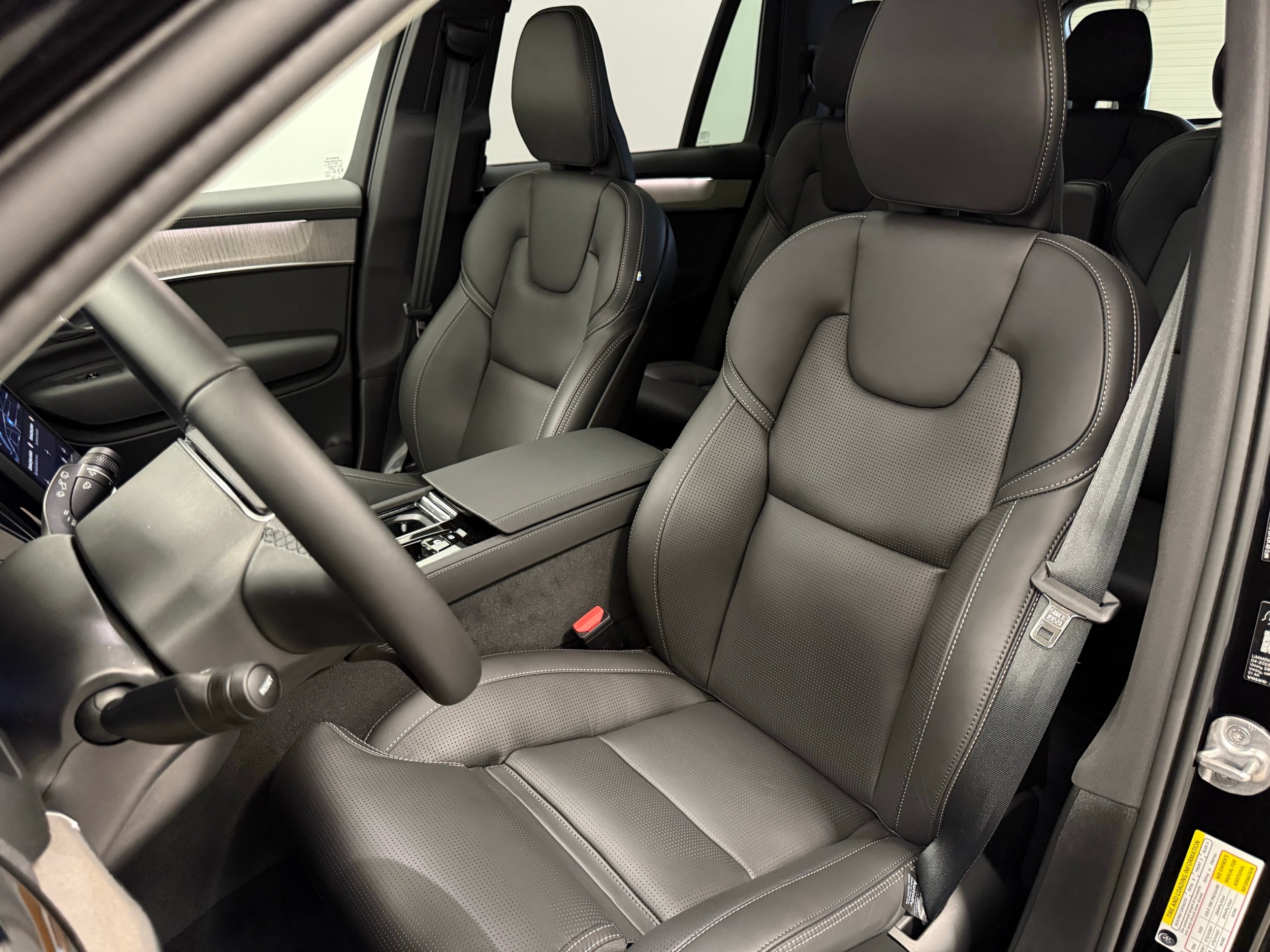 new 2026 Volvo XC90 plug-in hybrid car, priced at $87,075