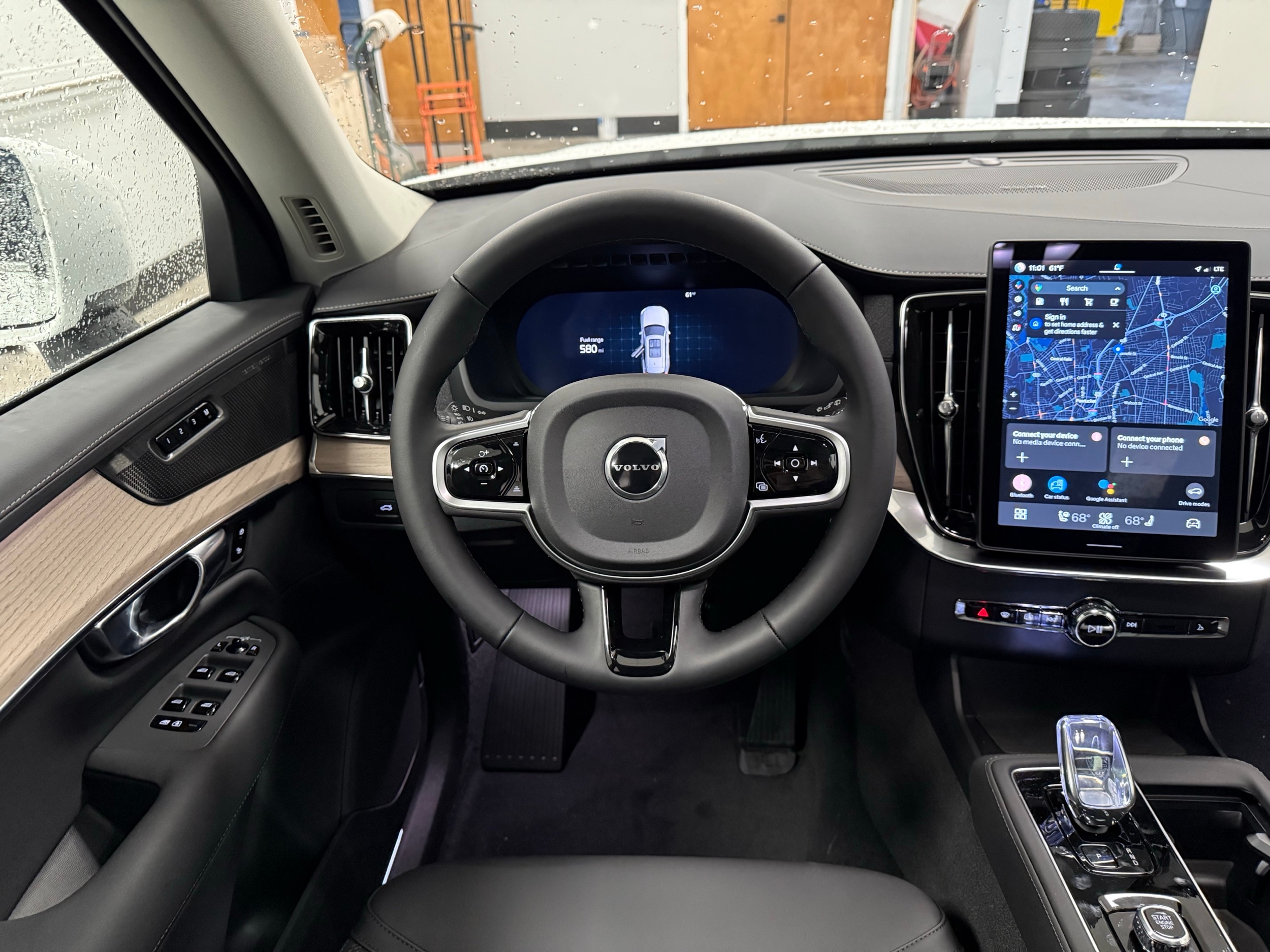 new 2025 Volvo XC90 car, priced at $69,155