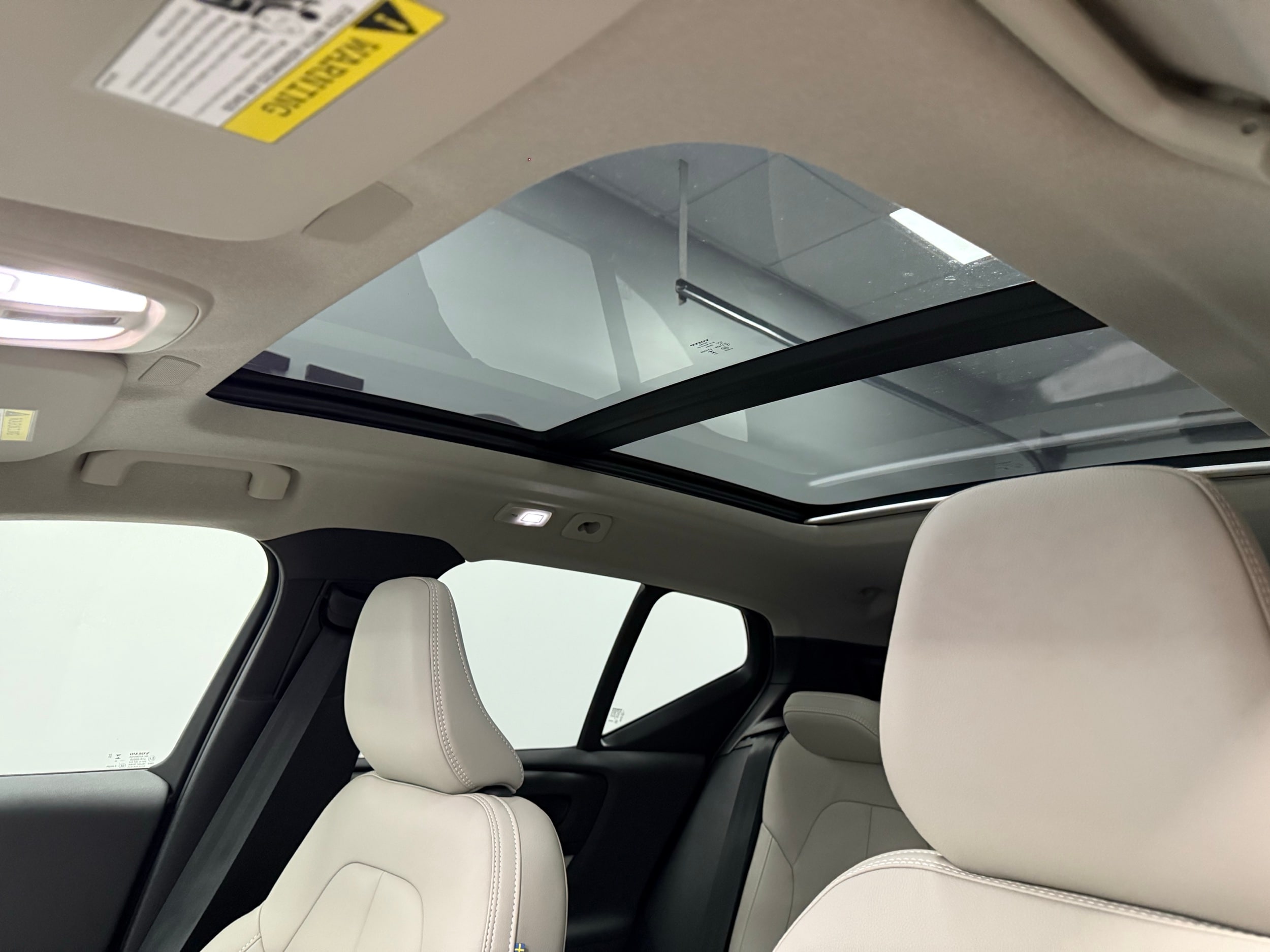 new 2025 Volvo XC40 car, priced at $49,810