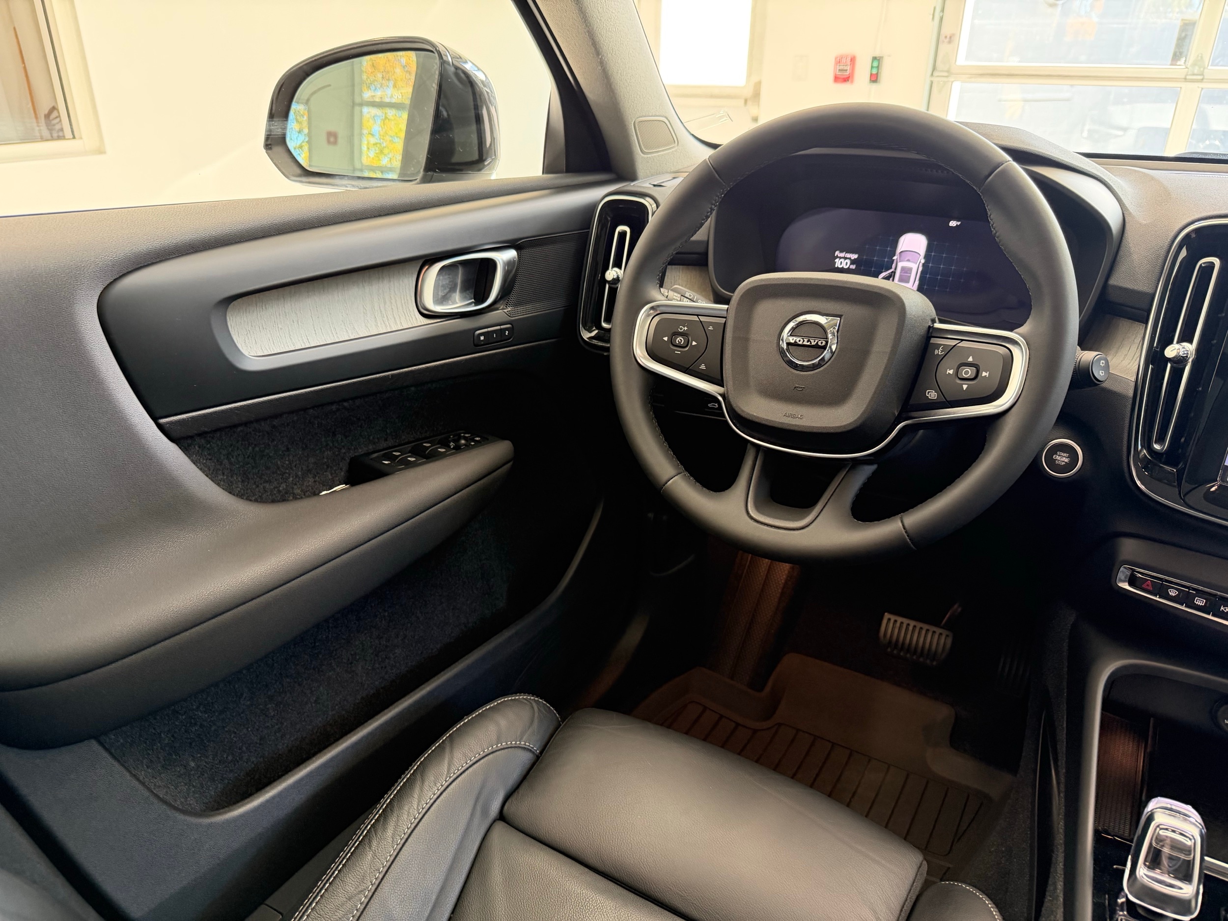 used 2023 Volvo XC40 car, priced at $30,500