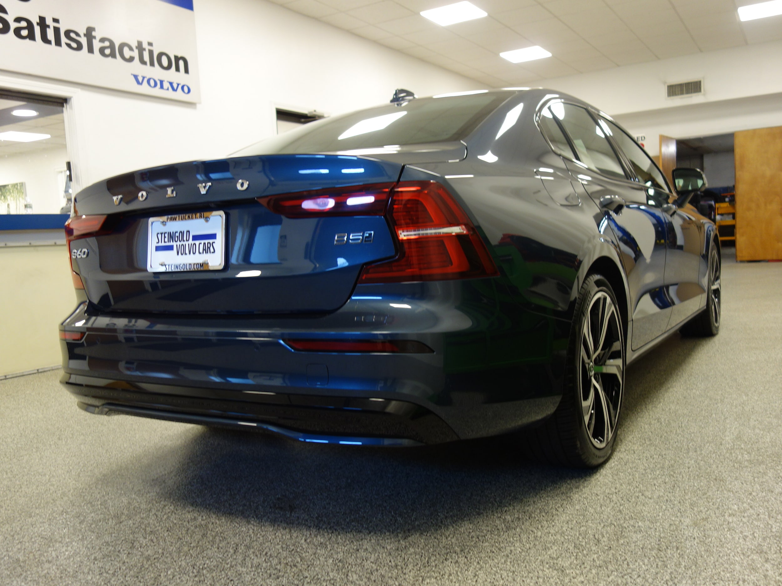 used 2024 Volvo S60 car, priced at $29,300