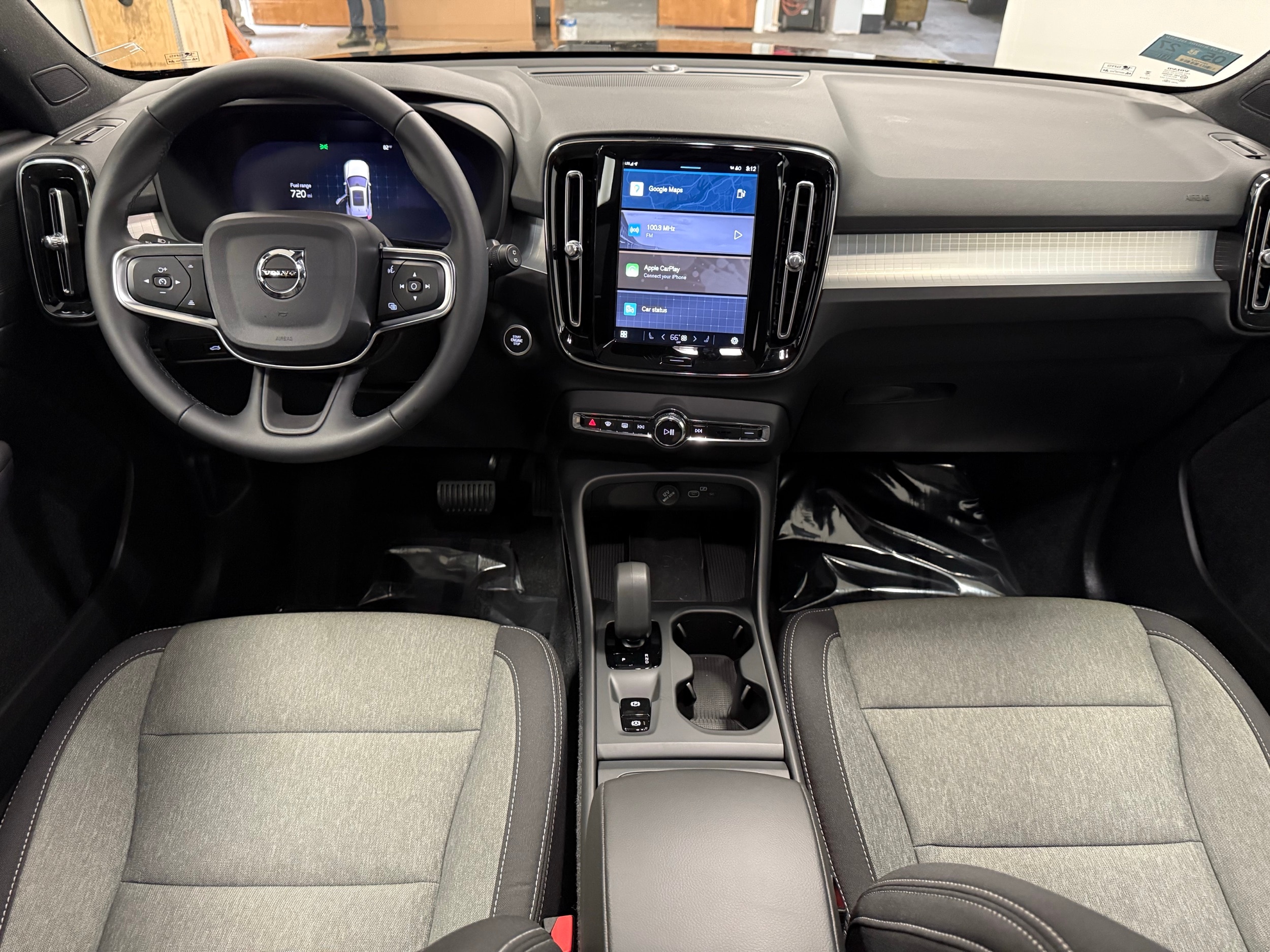 used 2025 Volvo XC40 car, priced at $39,500