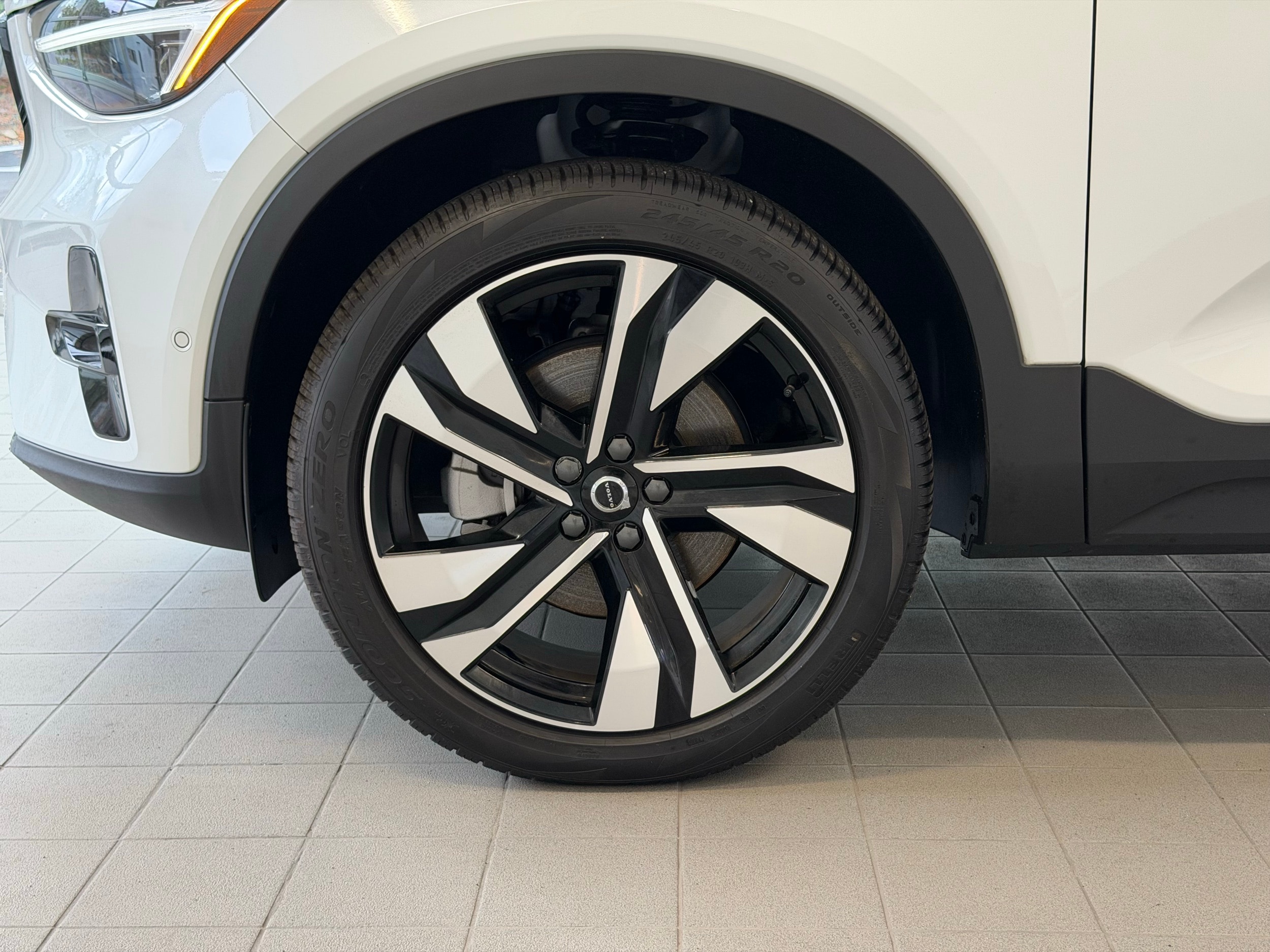 used 2025 Volvo XC40 car, priced at $39,500