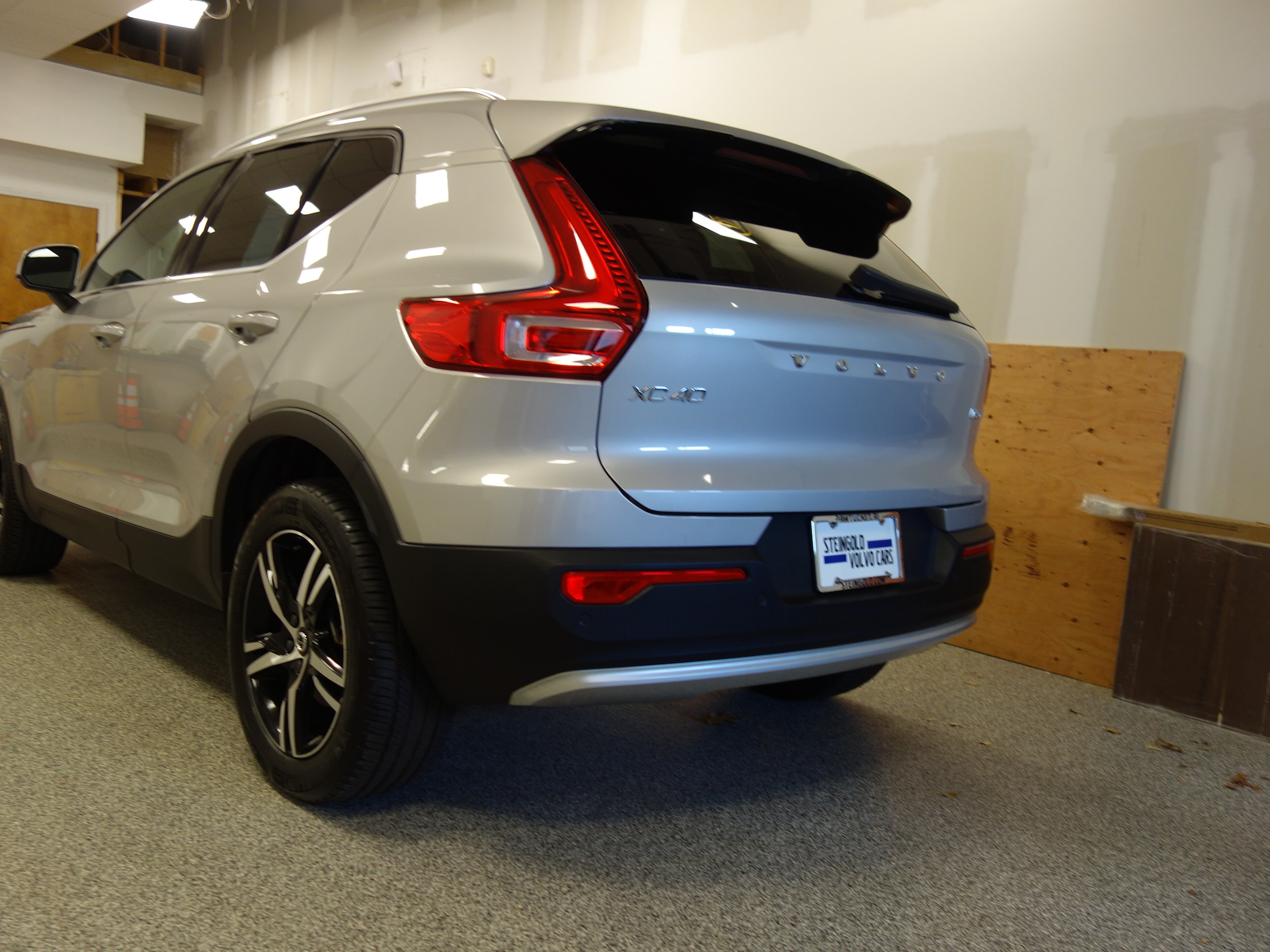 used 2024 Volvo XC40 car, priced at $34,500