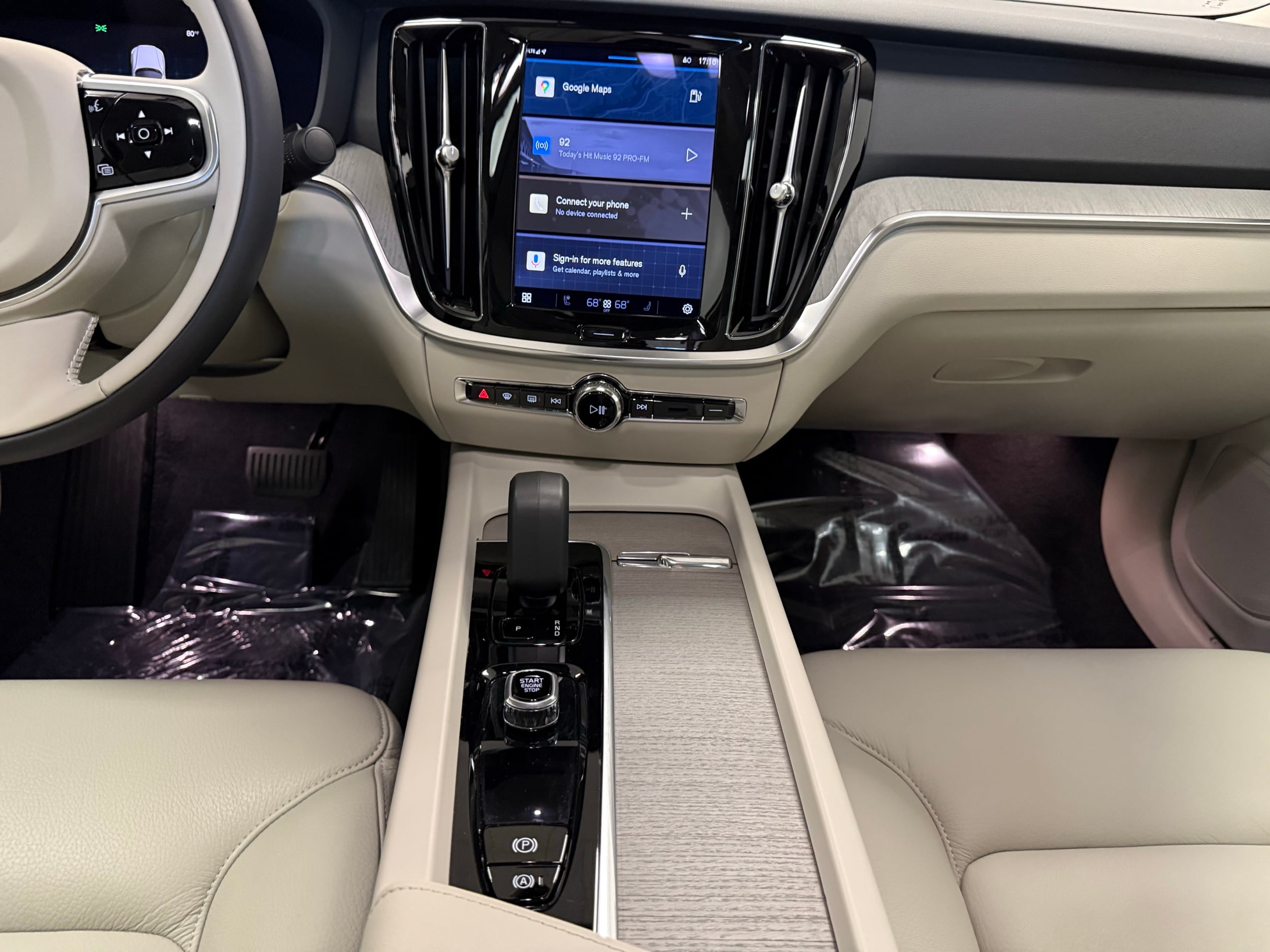 used 2023 Volvo S60 car, priced at $38,500