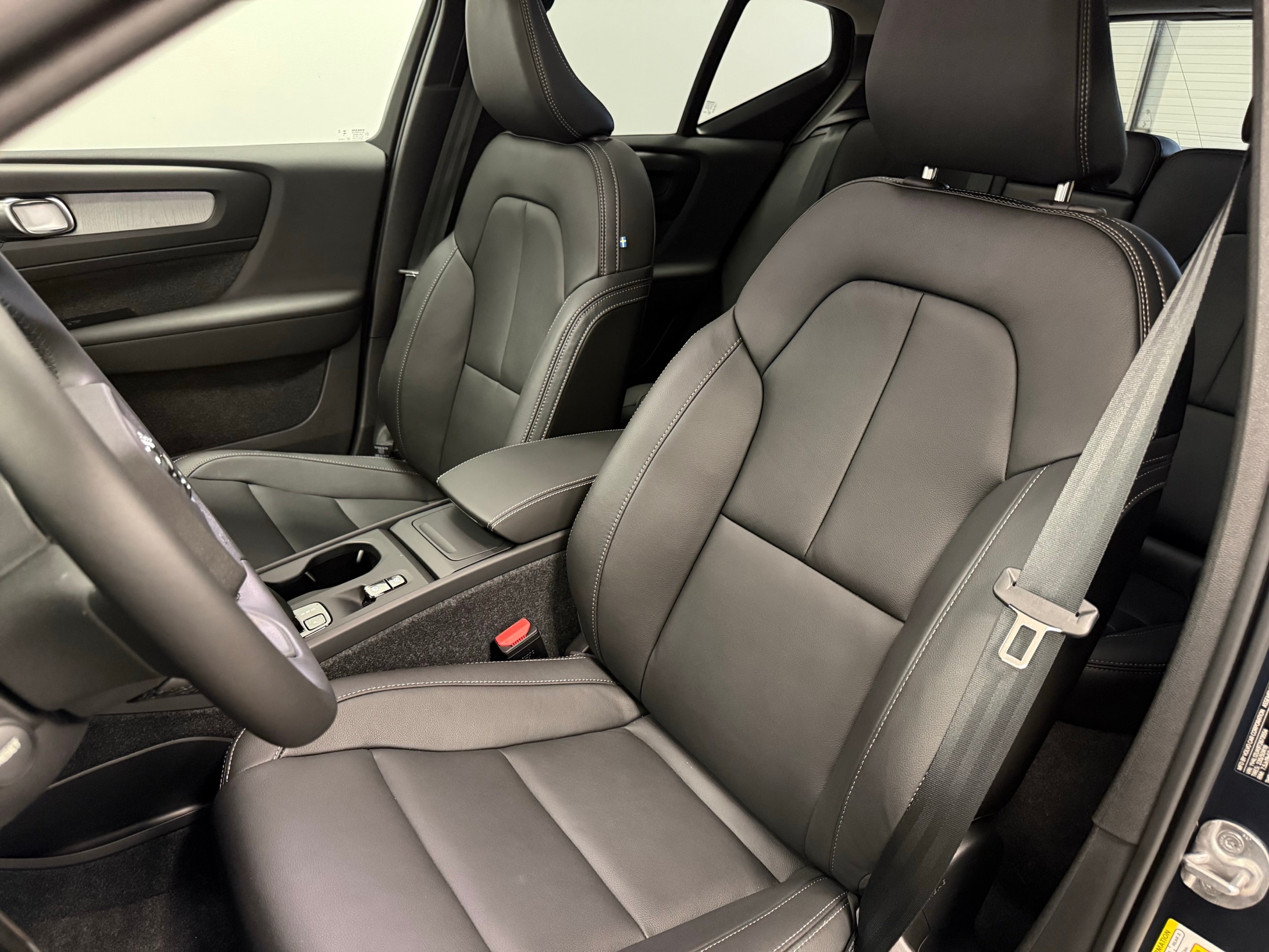 new 2026 Volvo XC40 car, priced at $48,000