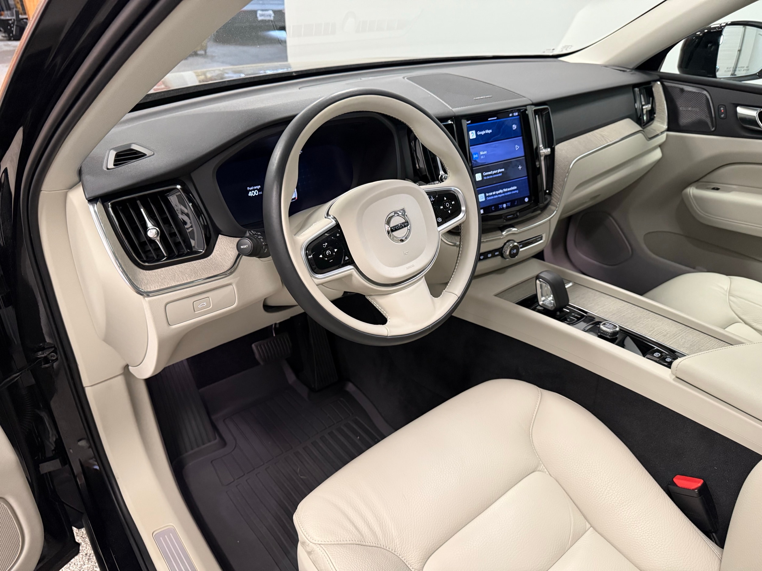 used 2023 Volvo XC60 car, priced at $43,500