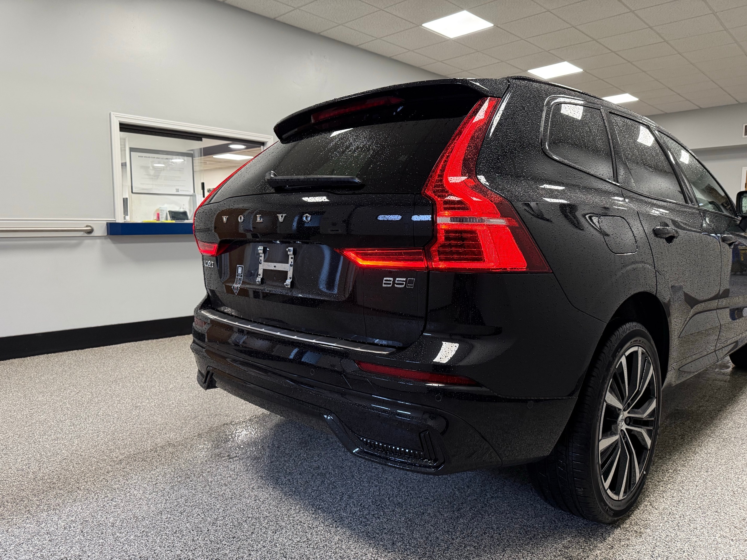 new 2025 Volvo XC60 car, priced at $54,585
