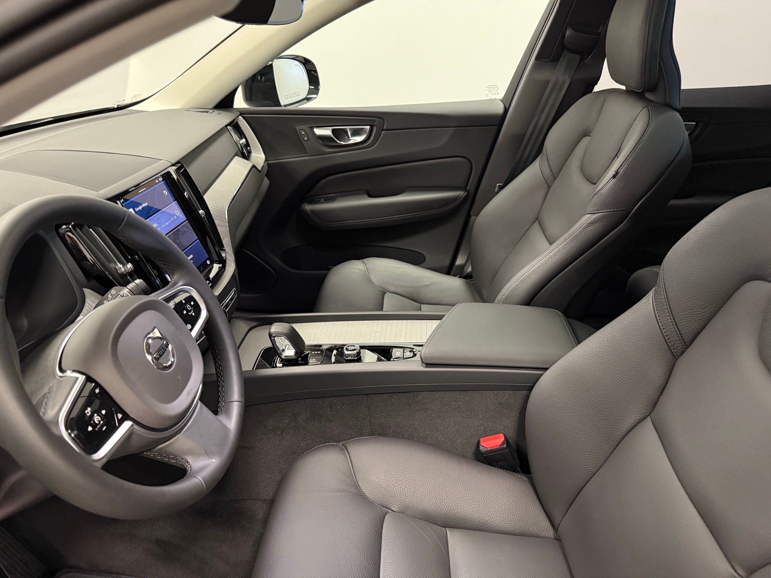 used 2025 Volvo XC60 car, priced at $46,200