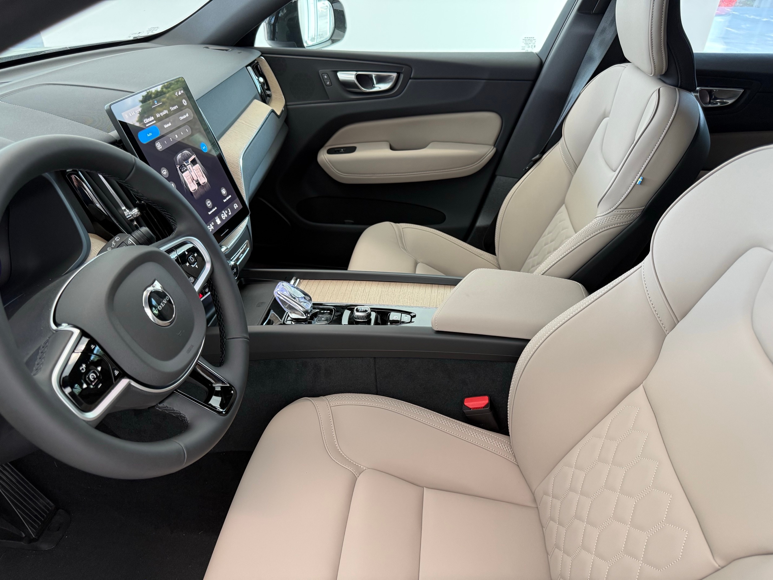 new 2026 Volvo XC60 car, priced at $57,985