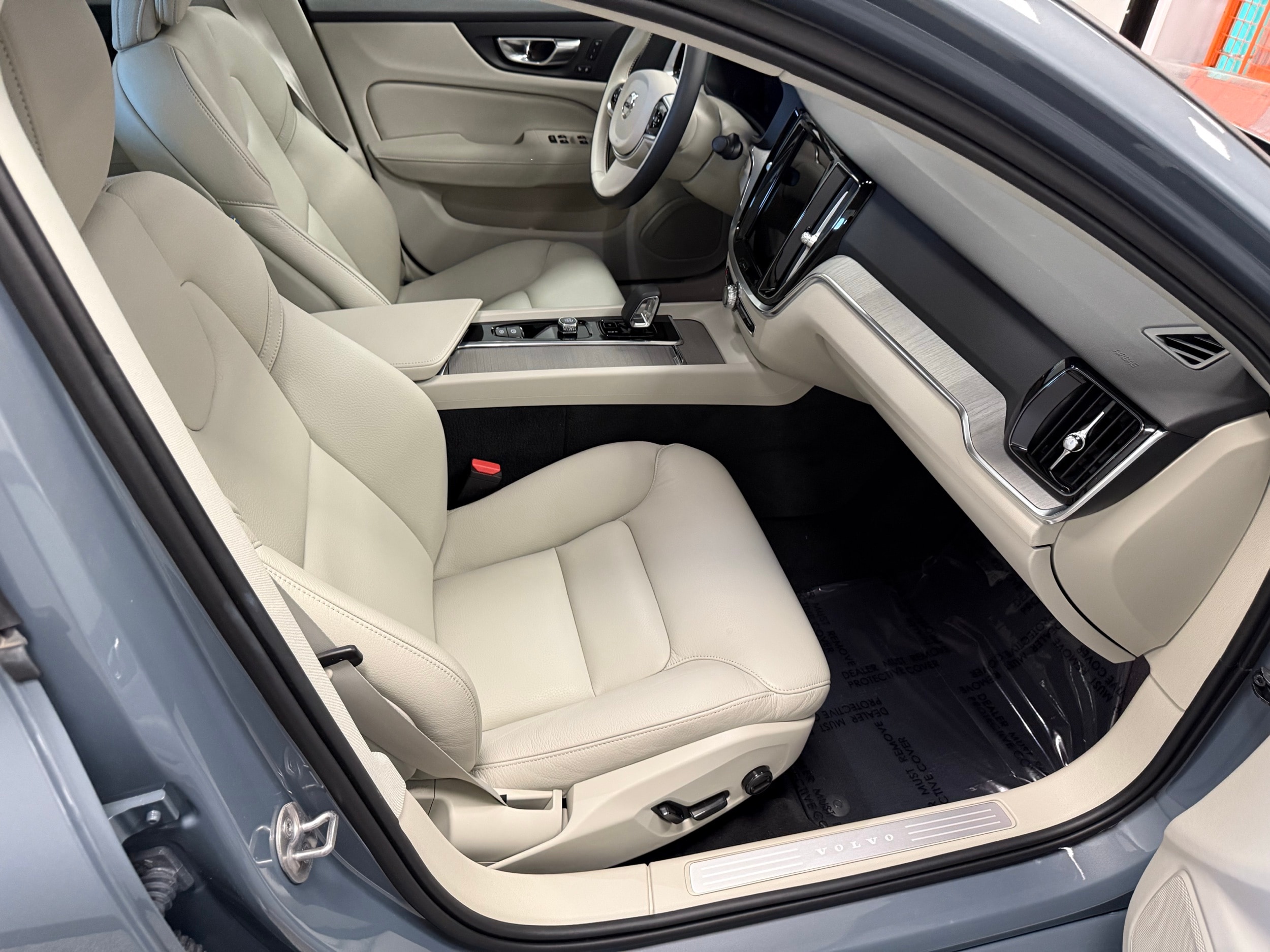 used 2023 Volvo S60 car, priced at $38,500