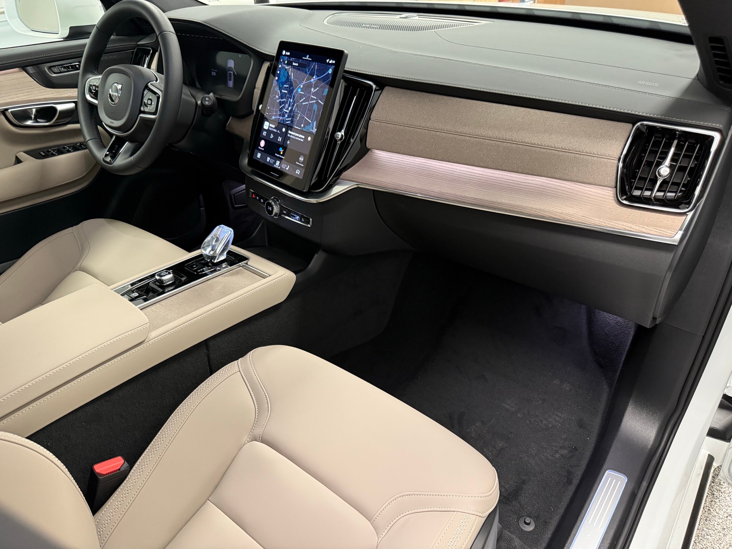 new 2026 Volvo XC90 car, priced at $71,825