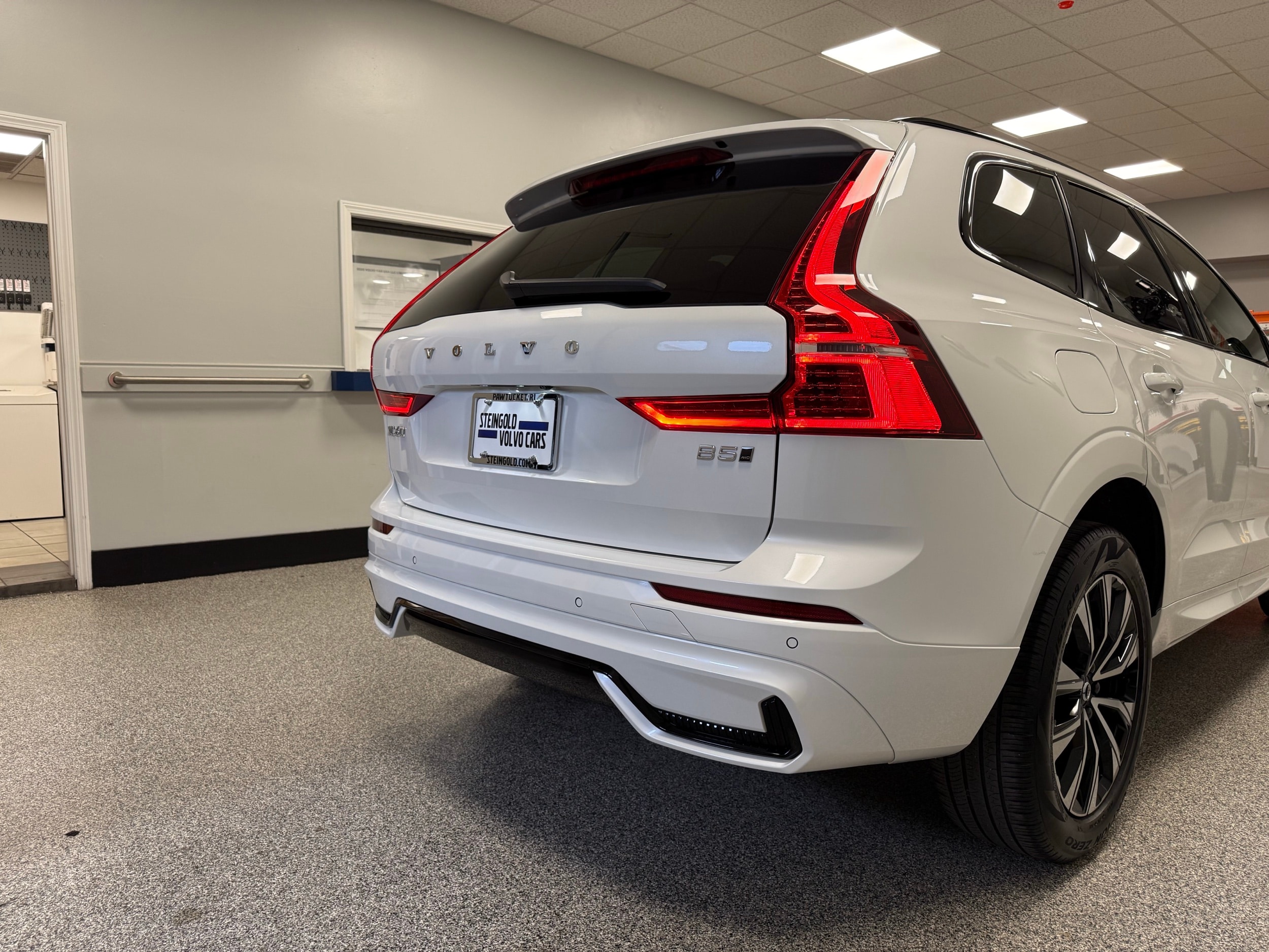 used 2024 Volvo XC60 car, priced at $43,500