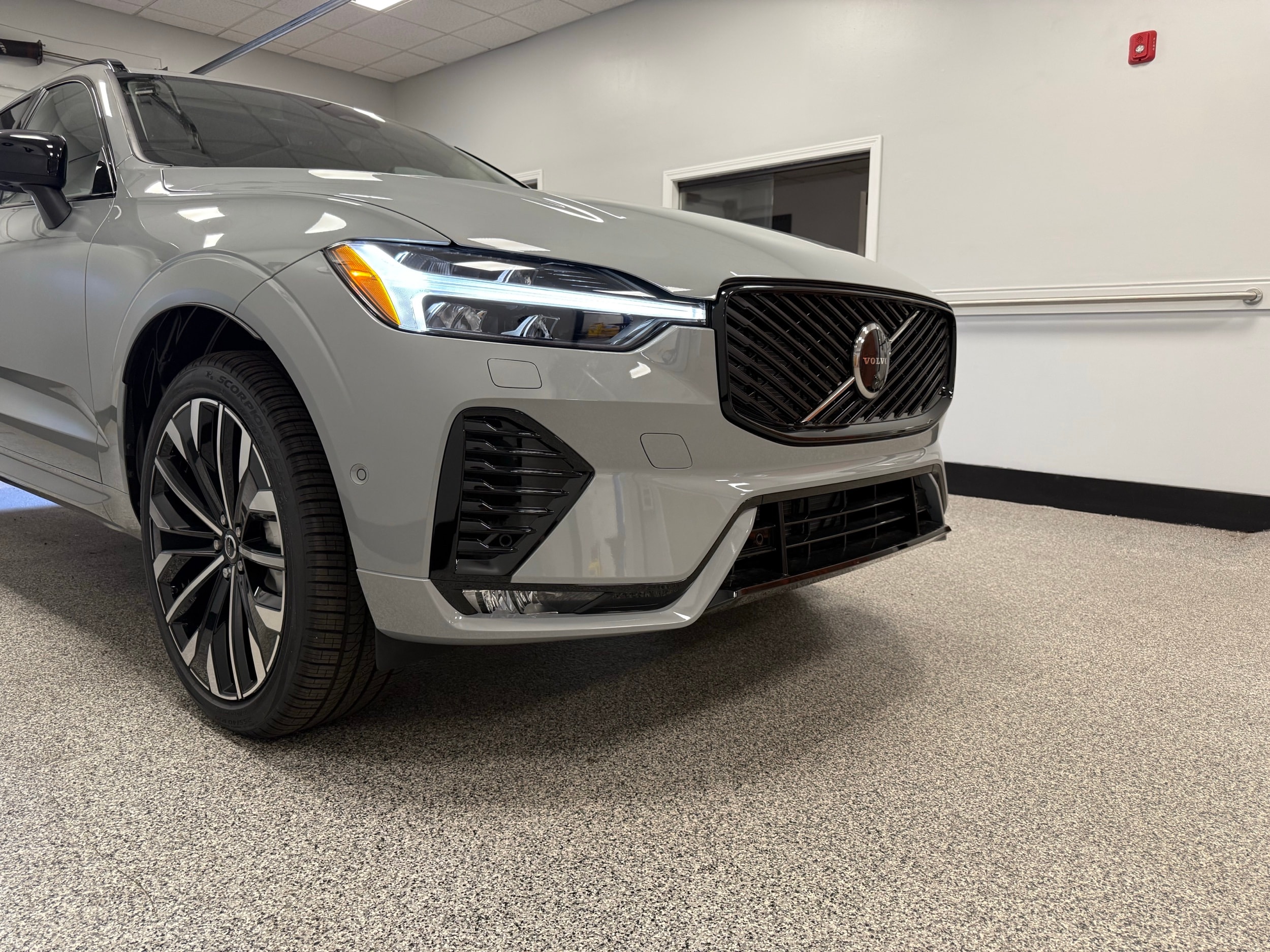 new 2026 Volvo XC60 car, priced at $63,935