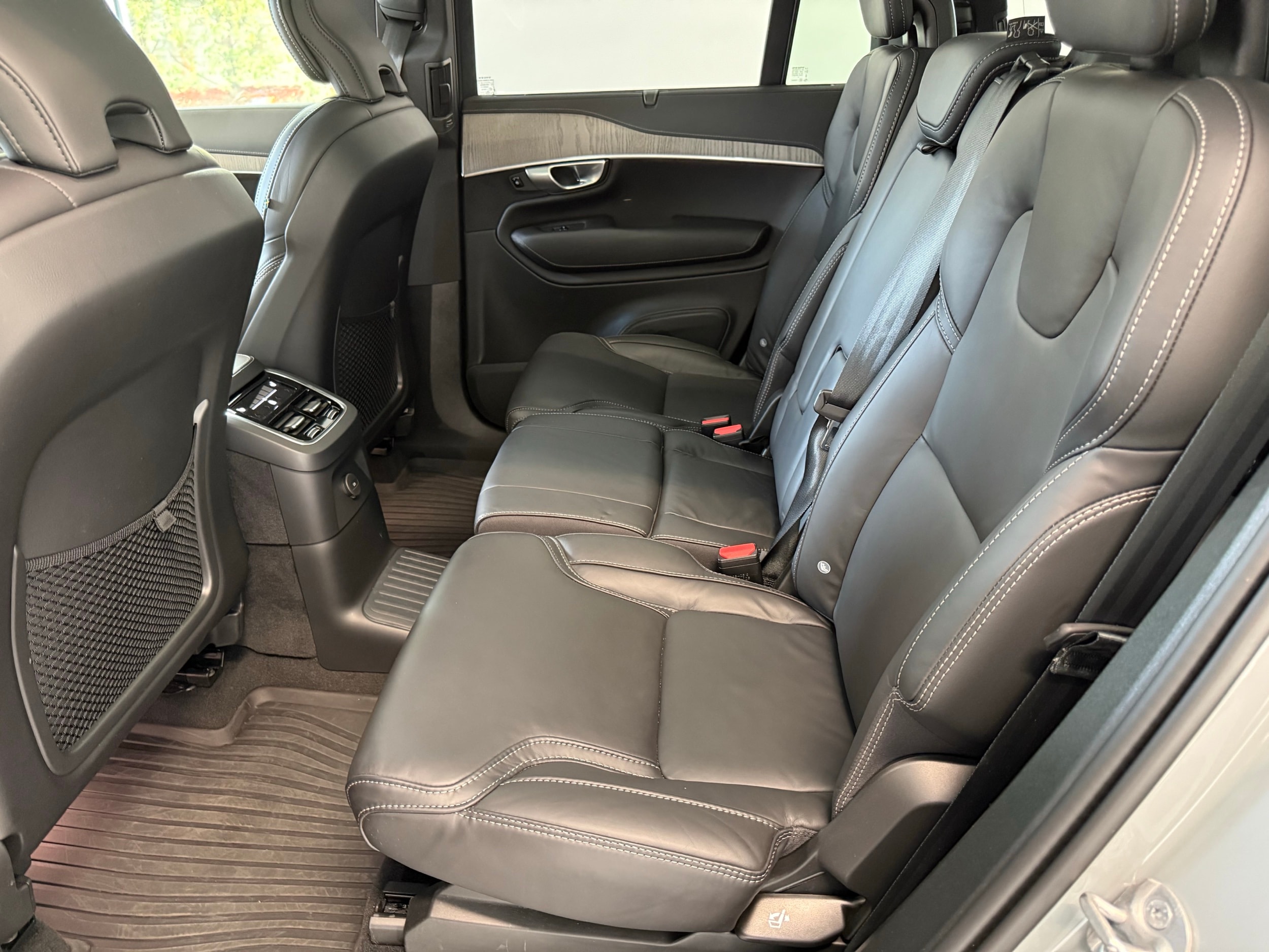 used 2024 Volvo XC90 plug-in hybrid car, priced at $63,500