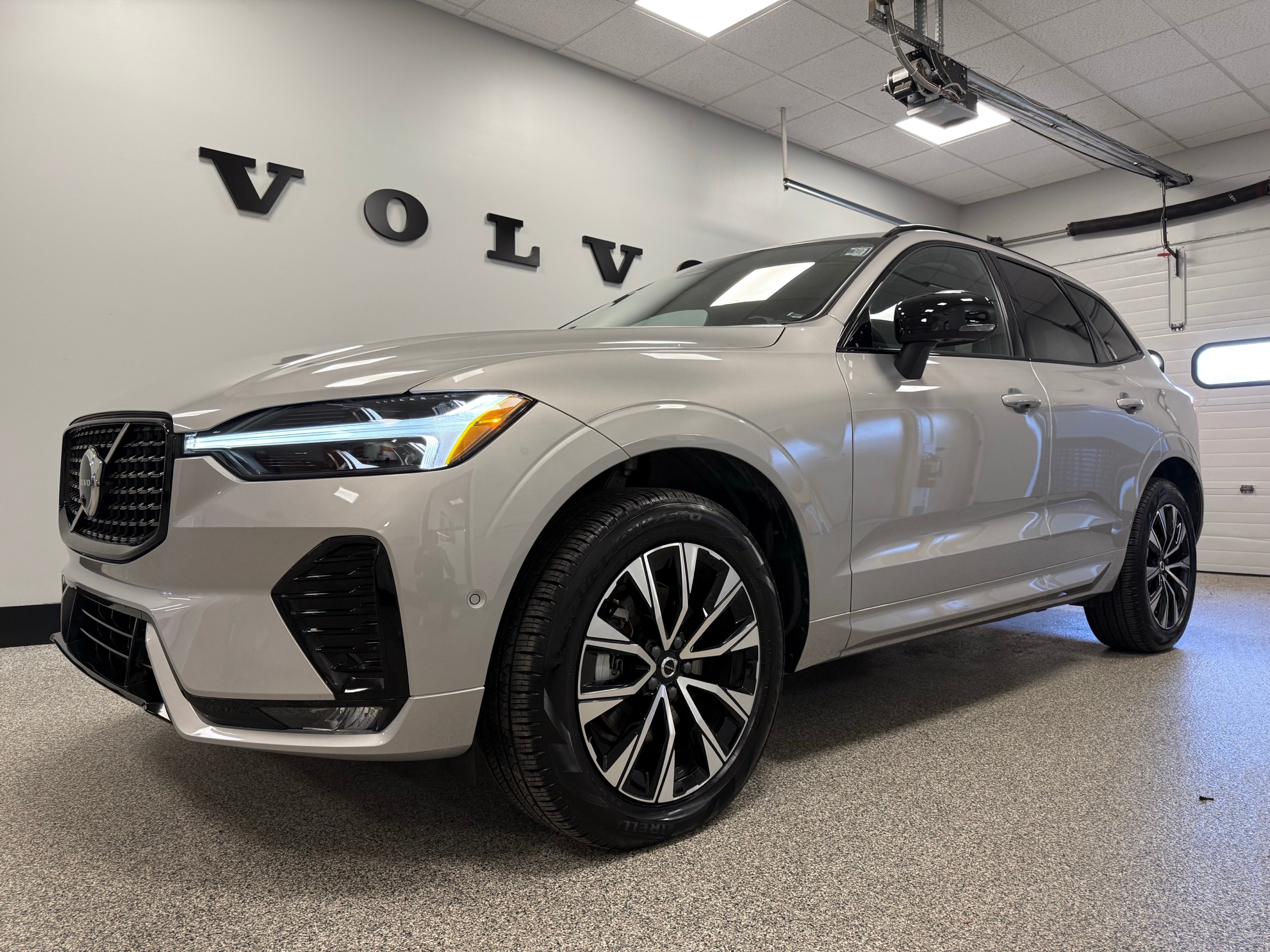 used 2025 Volvo XC60 car, priced at $47,500