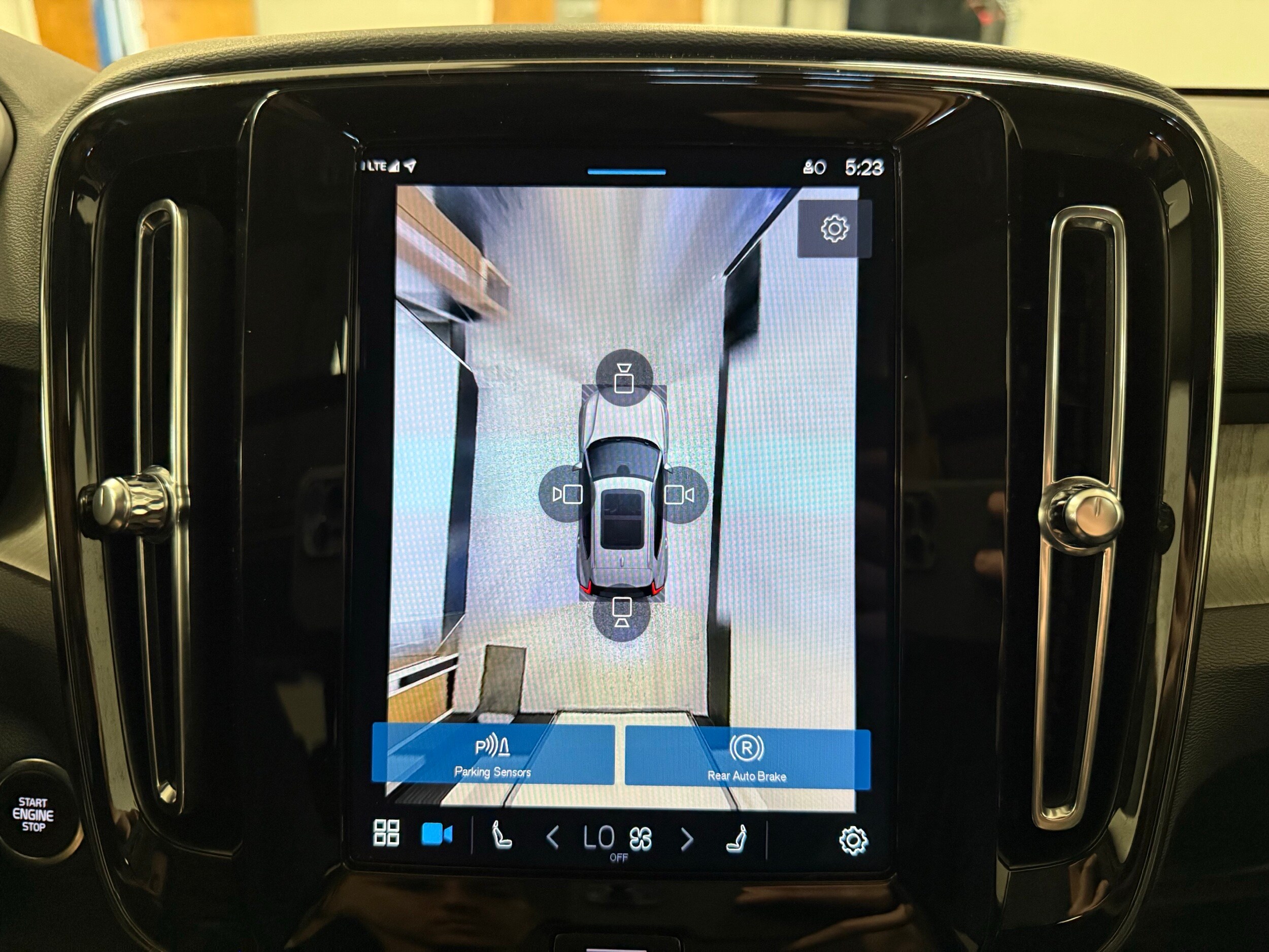 used 2025 Volvo XC40 car, priced at $40,100