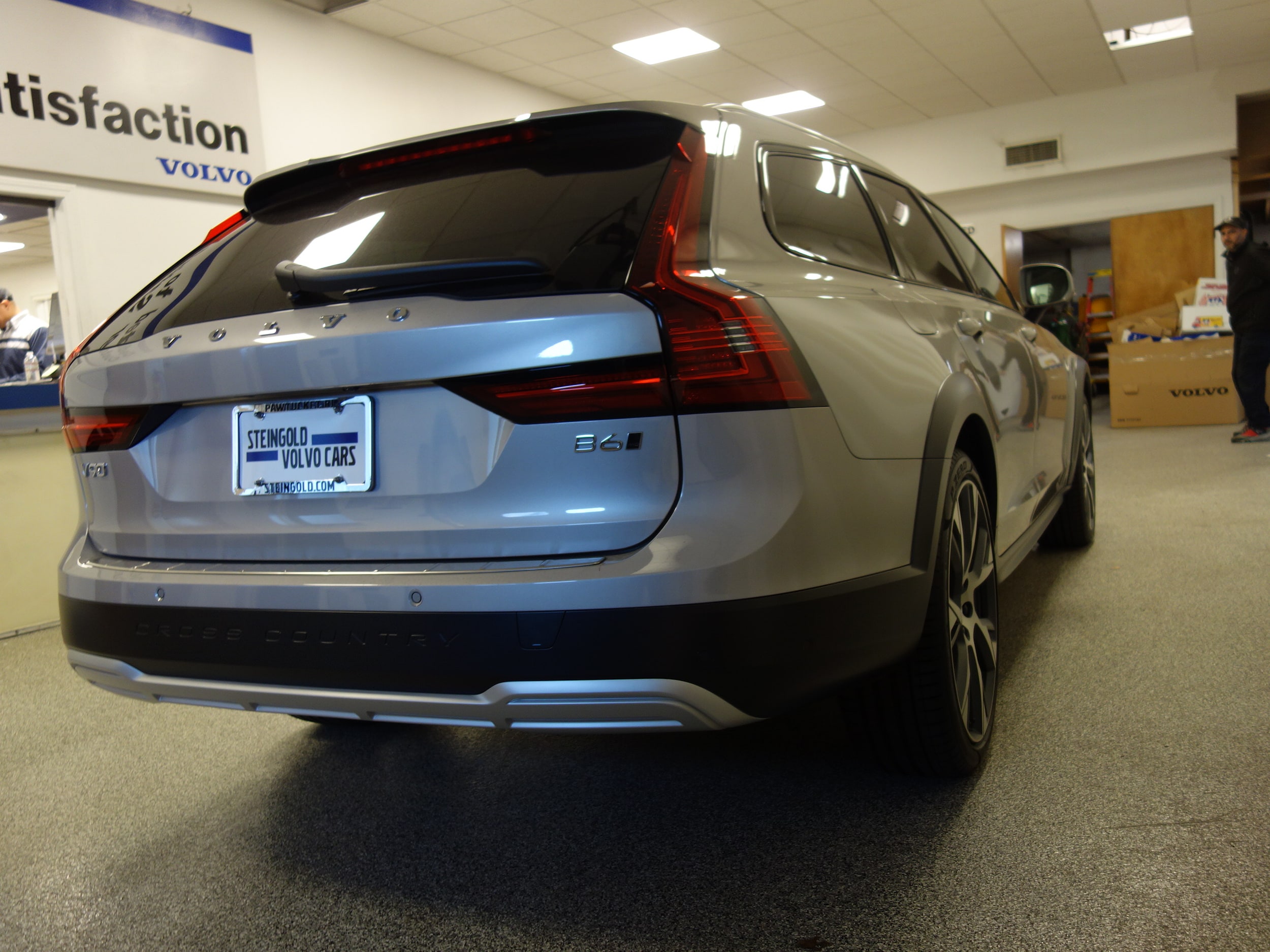 new 2025 Volvo V90 Cross Country car, priced at $69,720