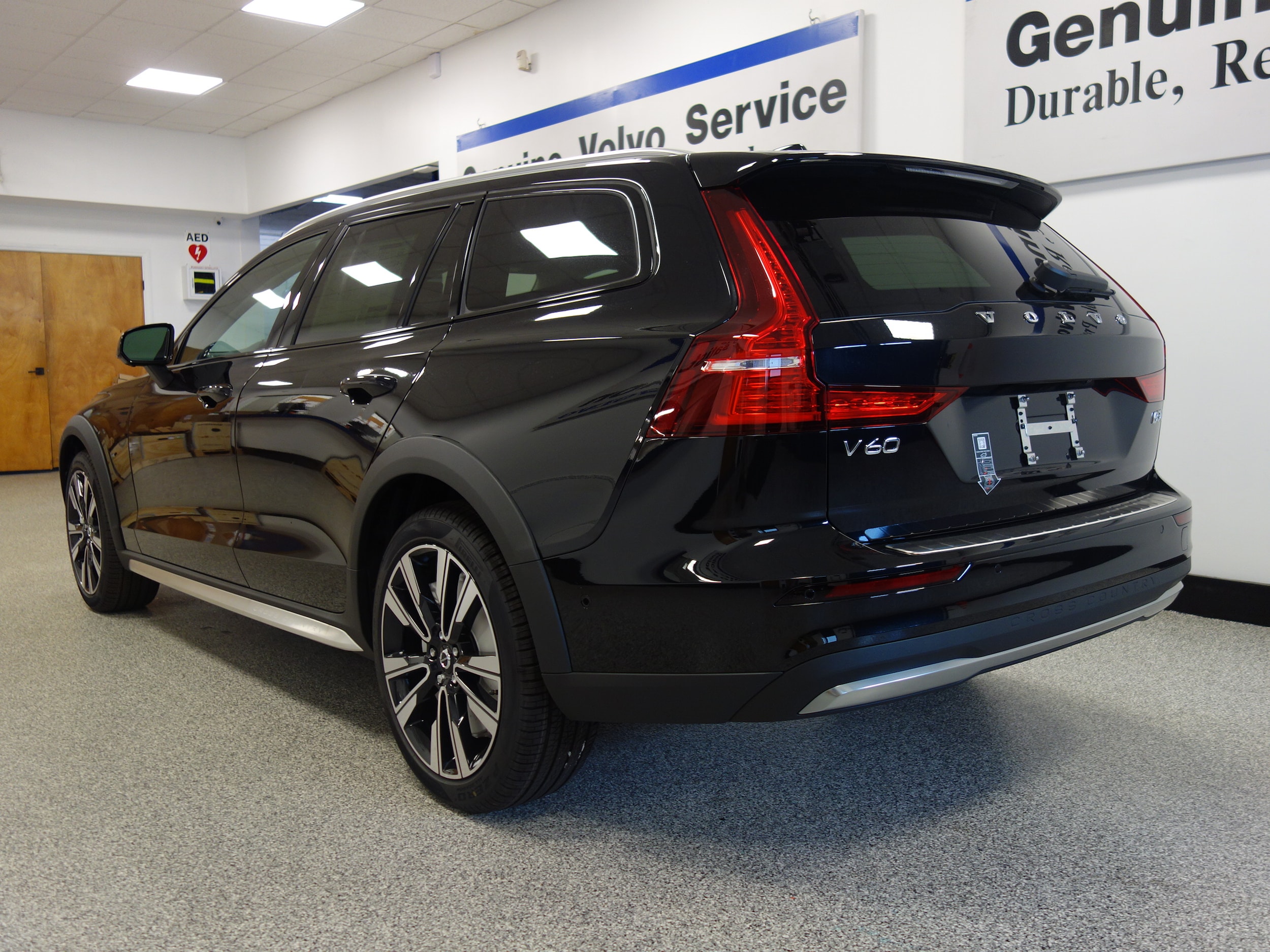 new 2025 Volvo V60 Cross Country car, priced at $58,525