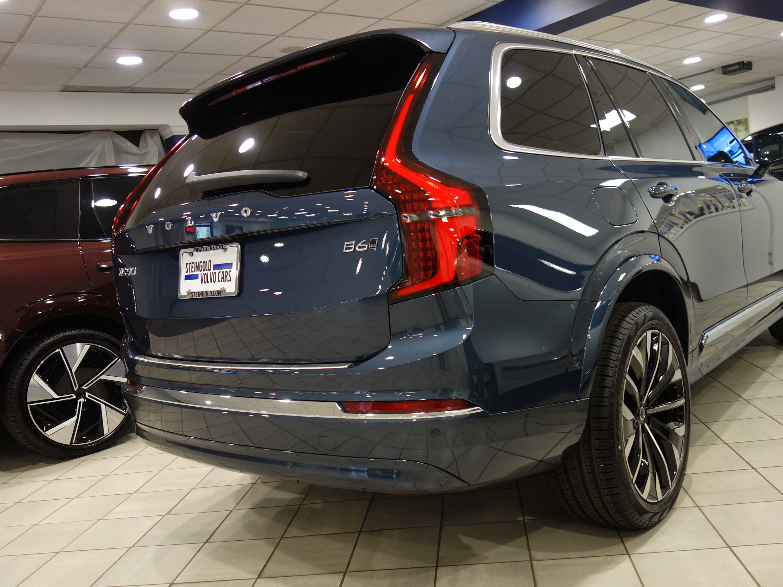 new 2025 Volvo XC90 car, priced at $73,105