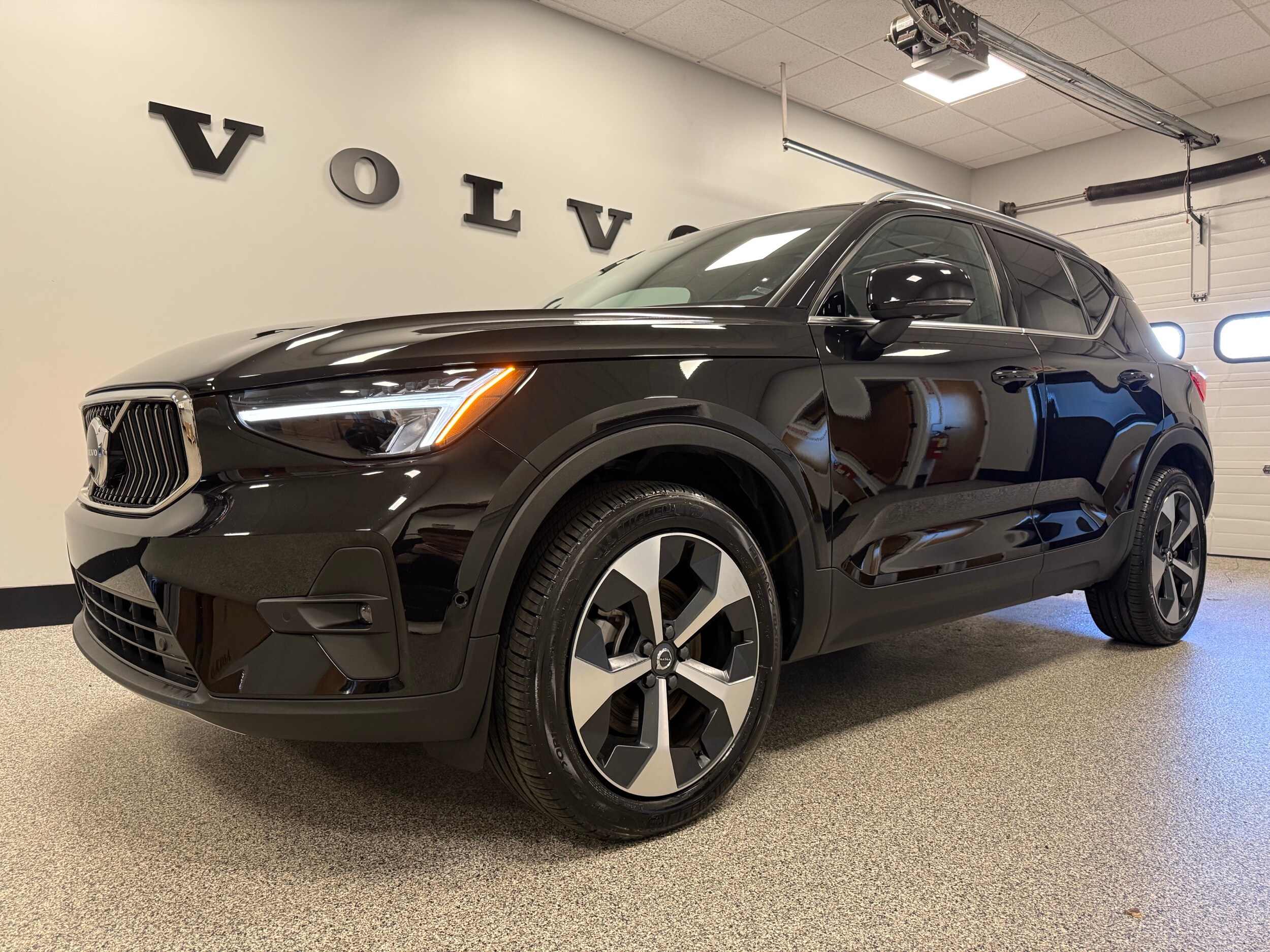 used 2025 Volvo XC40 car, priced at $40,100
