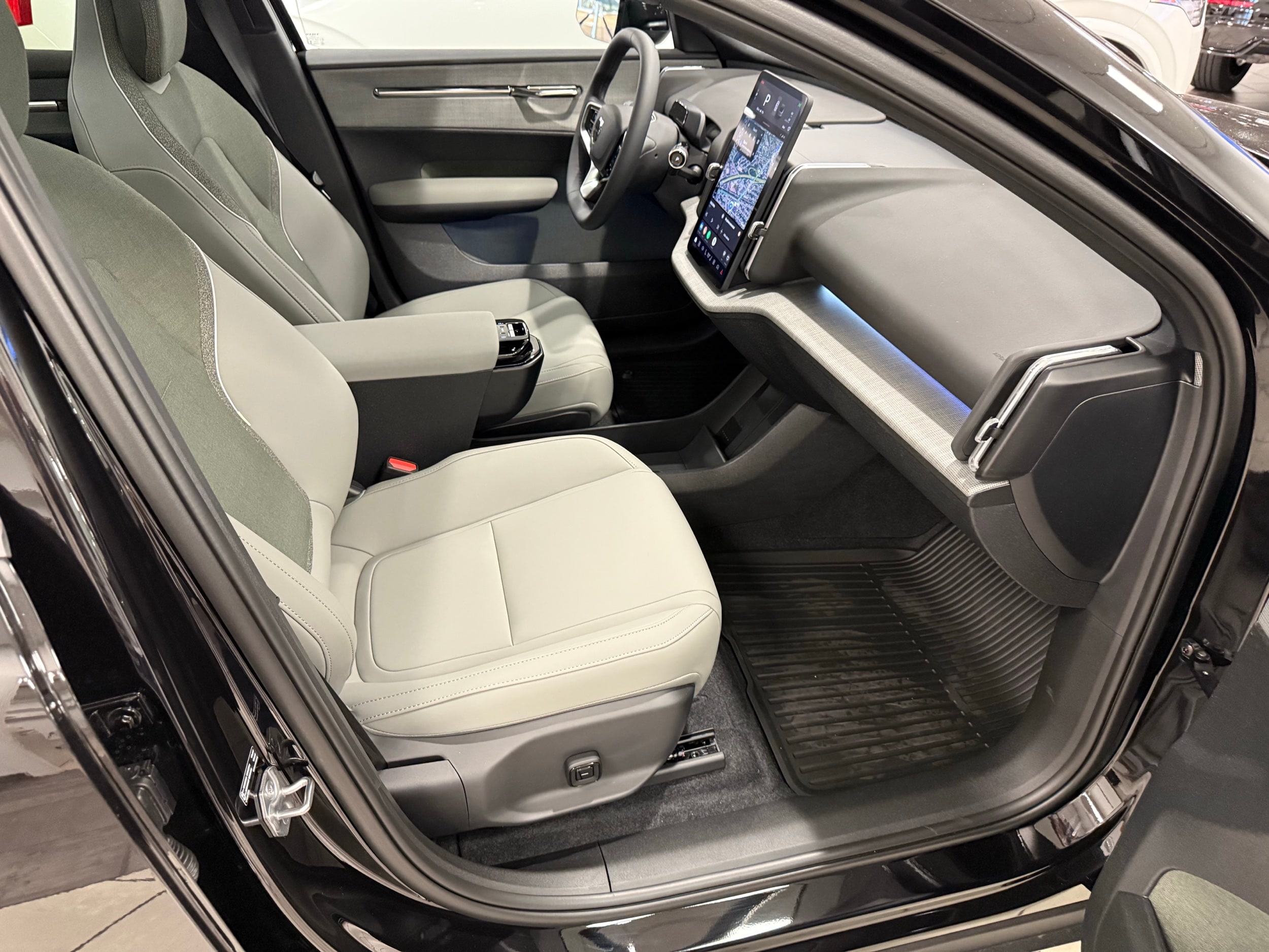 new 2025 Volvo EX30 car, priced at $47,395
