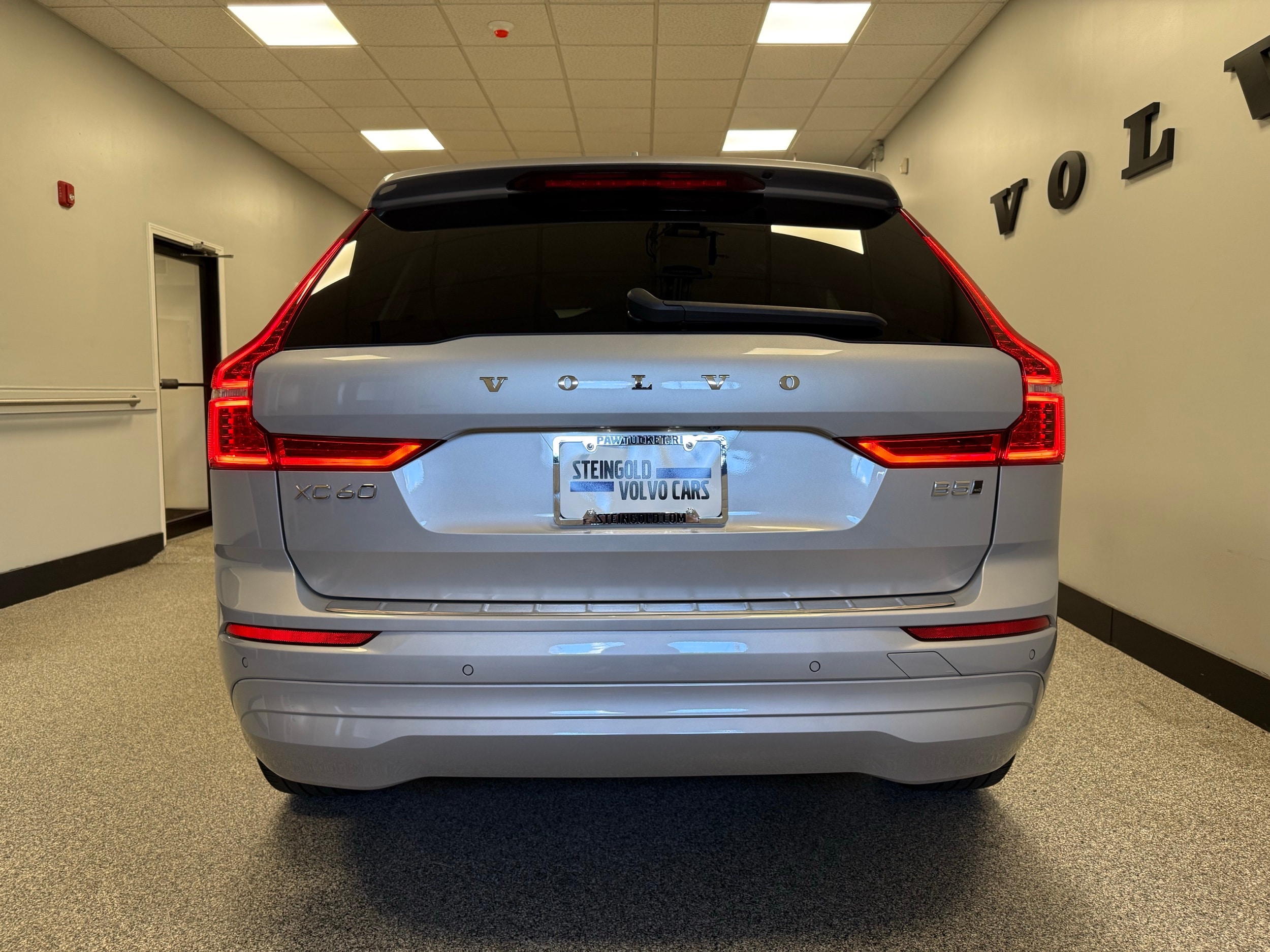 used 2023 Volvo XC60 car, priced at $37,500