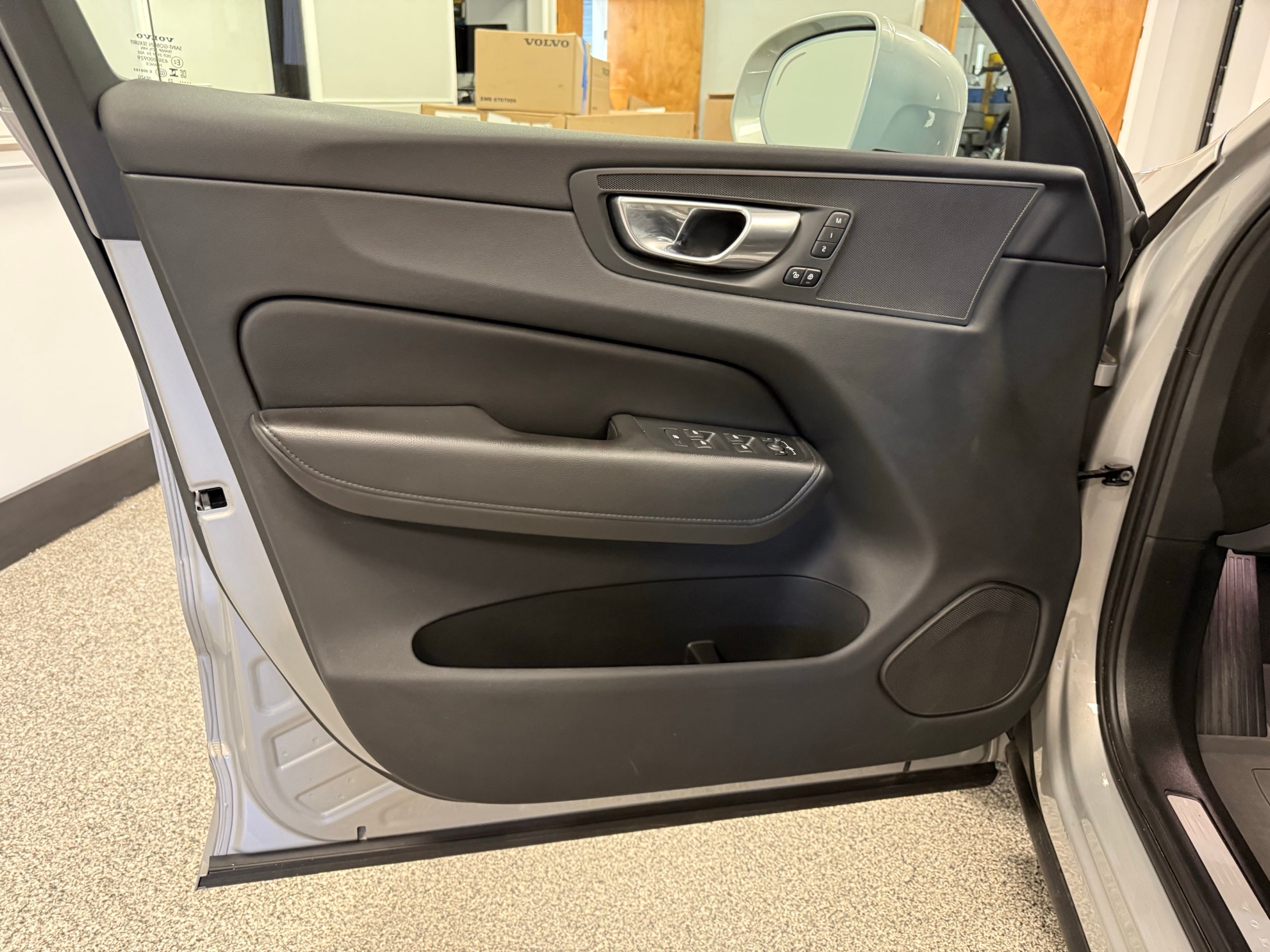 used 2023 Volvo XC60 car, priced at $37,500