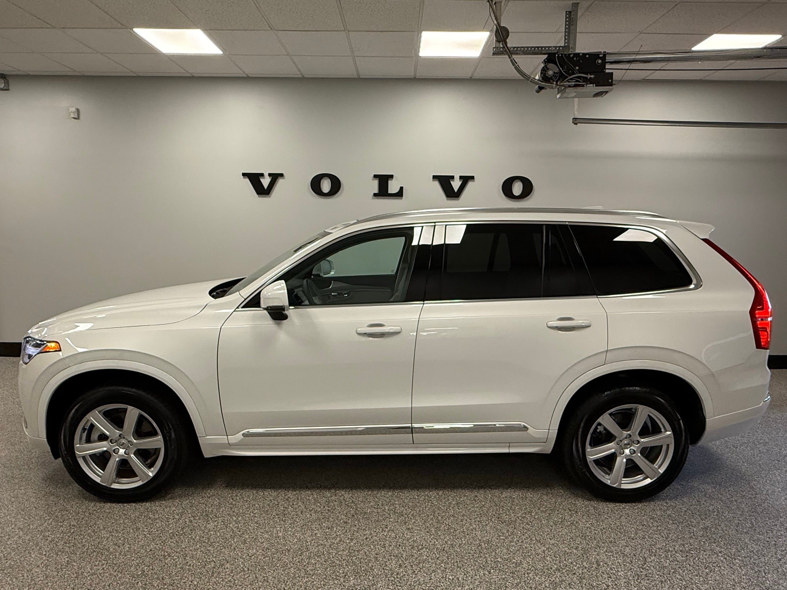 used 2024 Volvo XC90 car, priced at $51,500